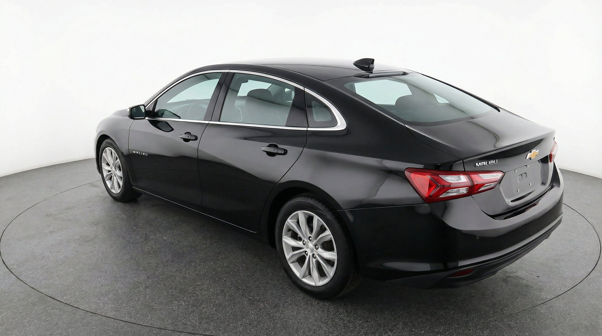 Thumbnail: 2024 Chevrolet Malibu - 6