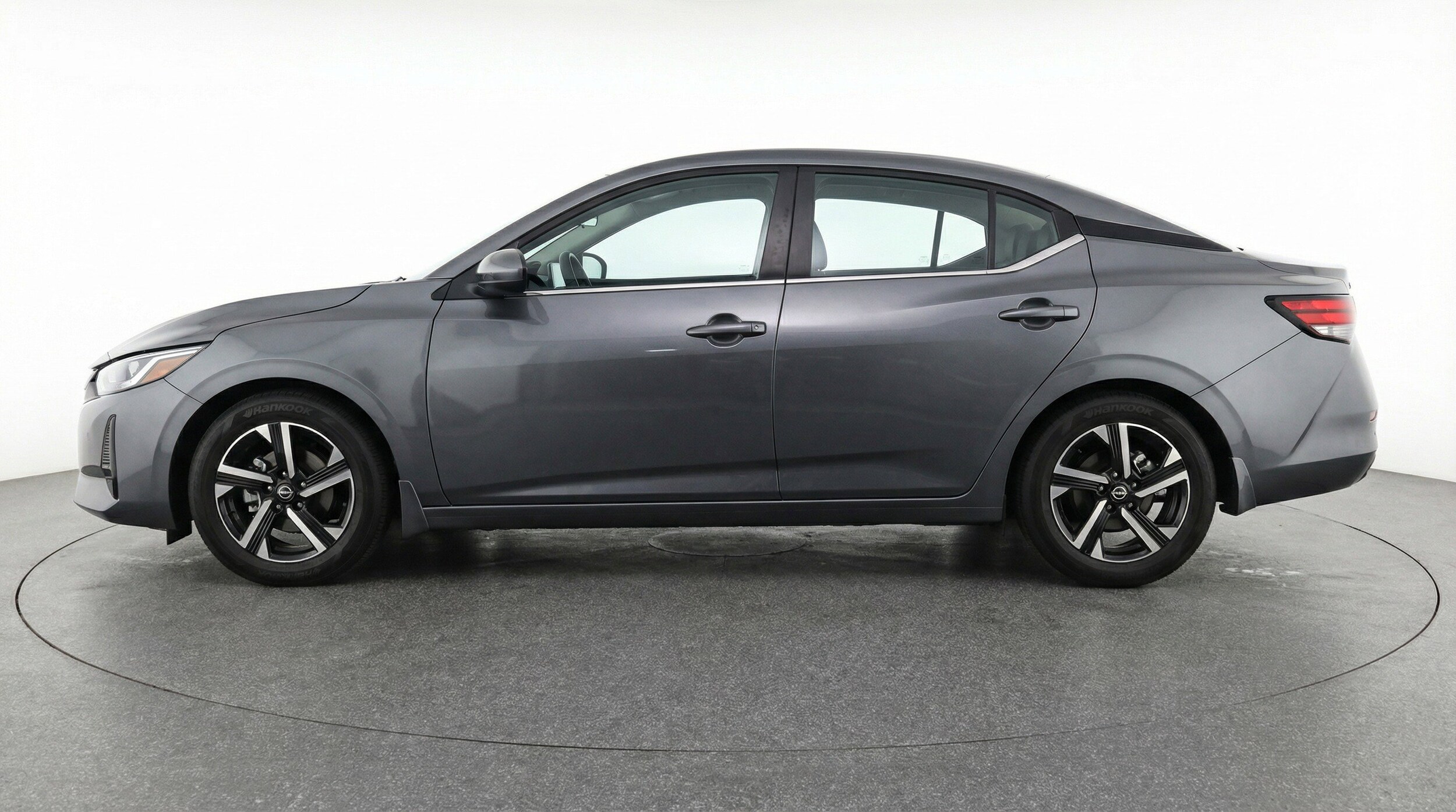 Thumbnail: 2025 Nissan Sentra - 5