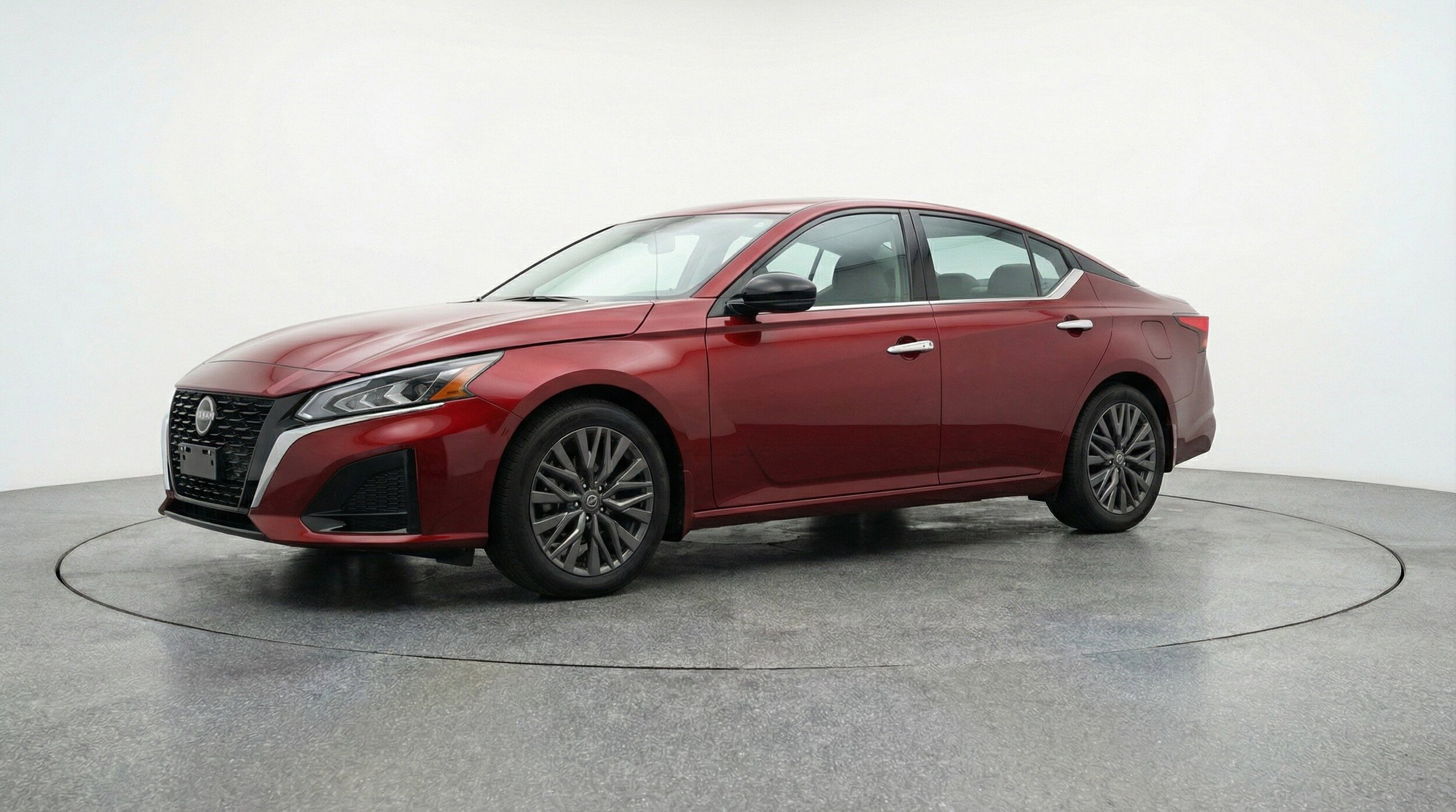 Thumbnail: 2025 Nissan Altima - 3