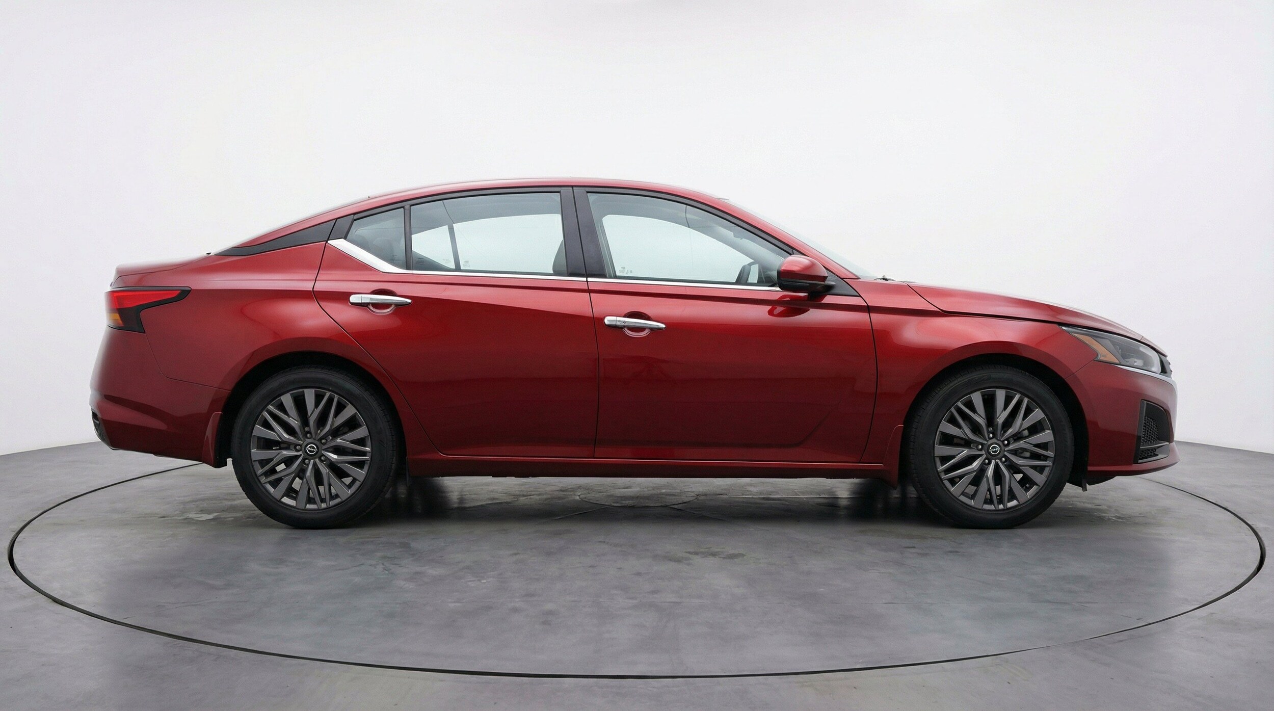 Thumbnail: 2025 Nissan Altima - 11