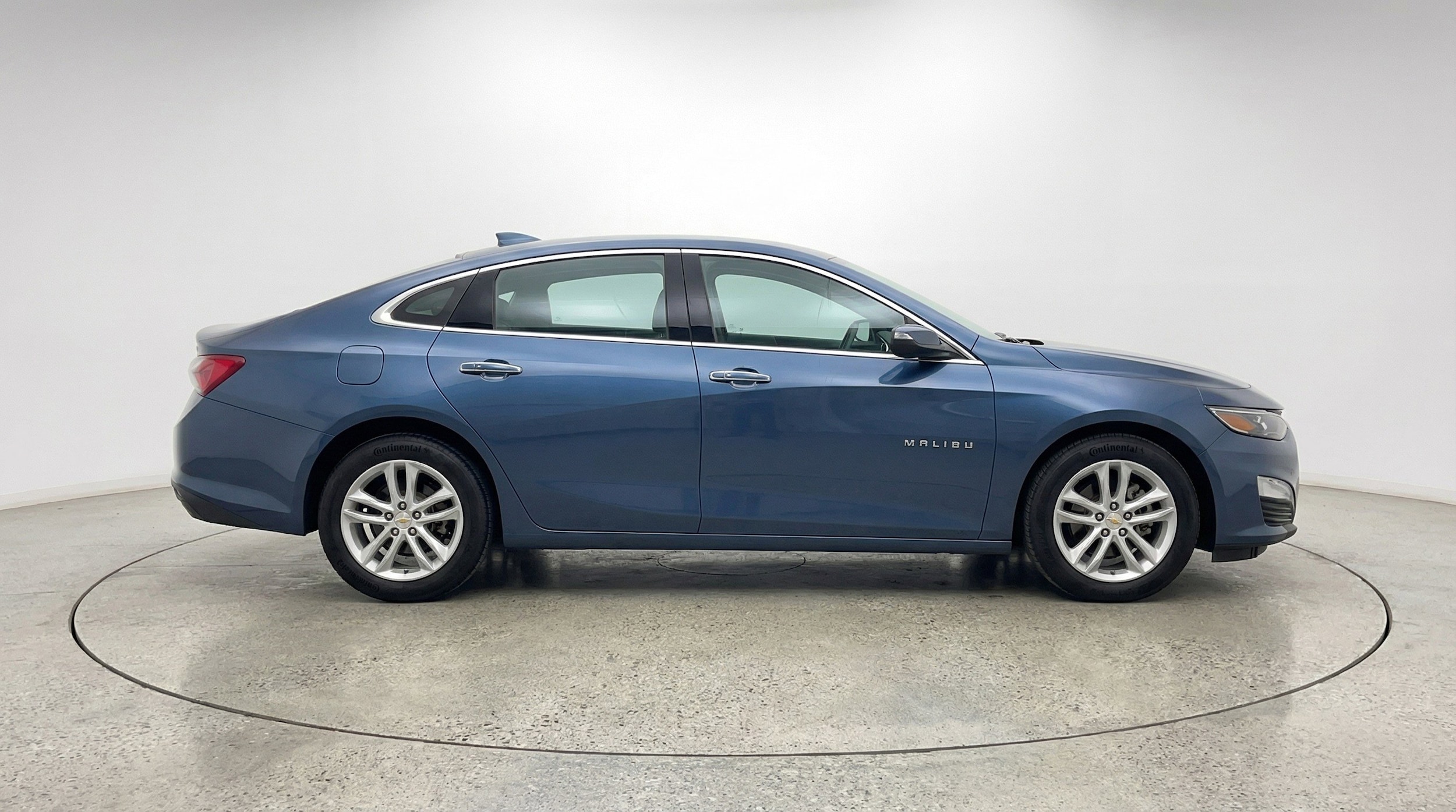 Thumbnail: 2024 Chevrolet Malibu - 11