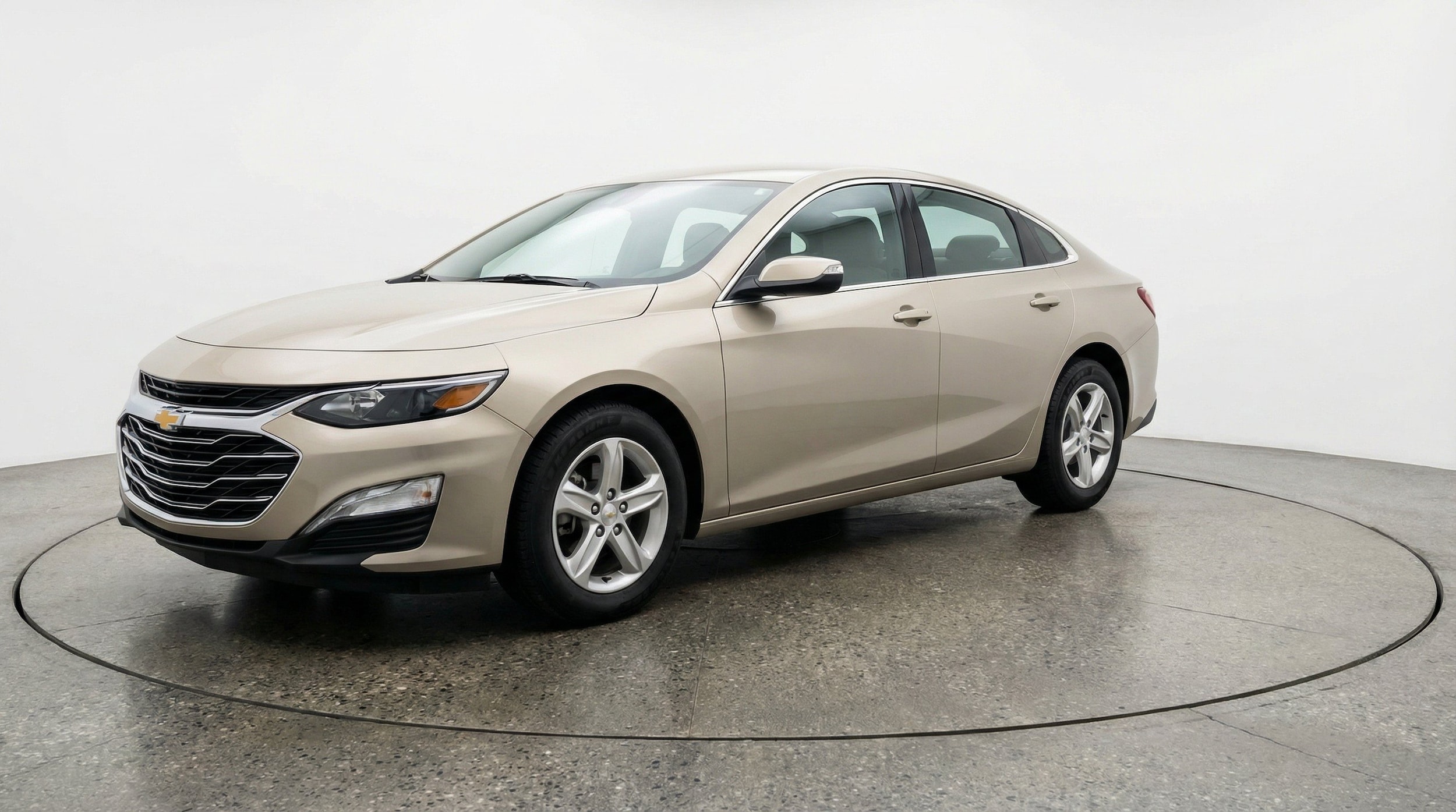 Thumbnail: 2024 Chevrolet Malibu - 3