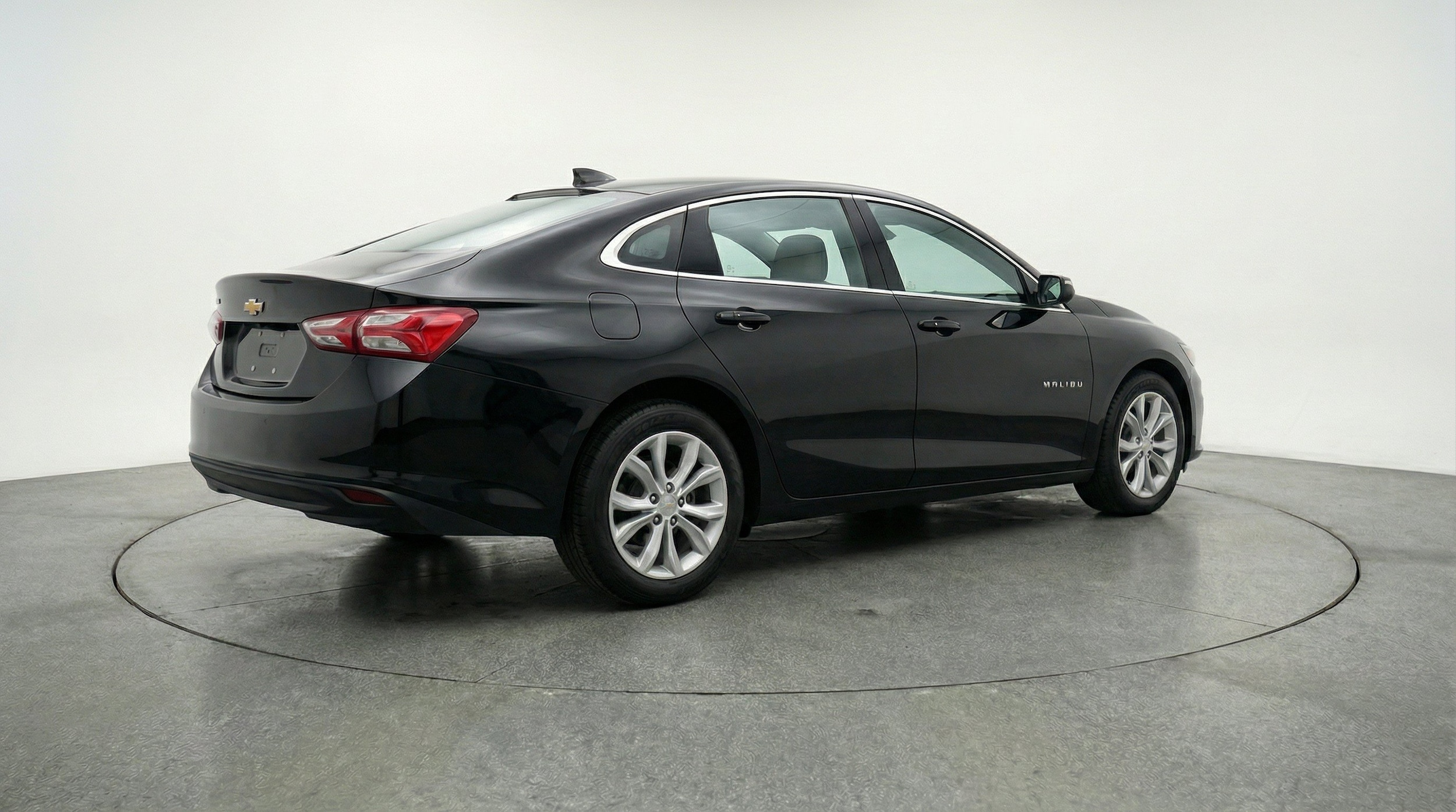 Thumbnail: 2024 Chevrolet Malibu - 9