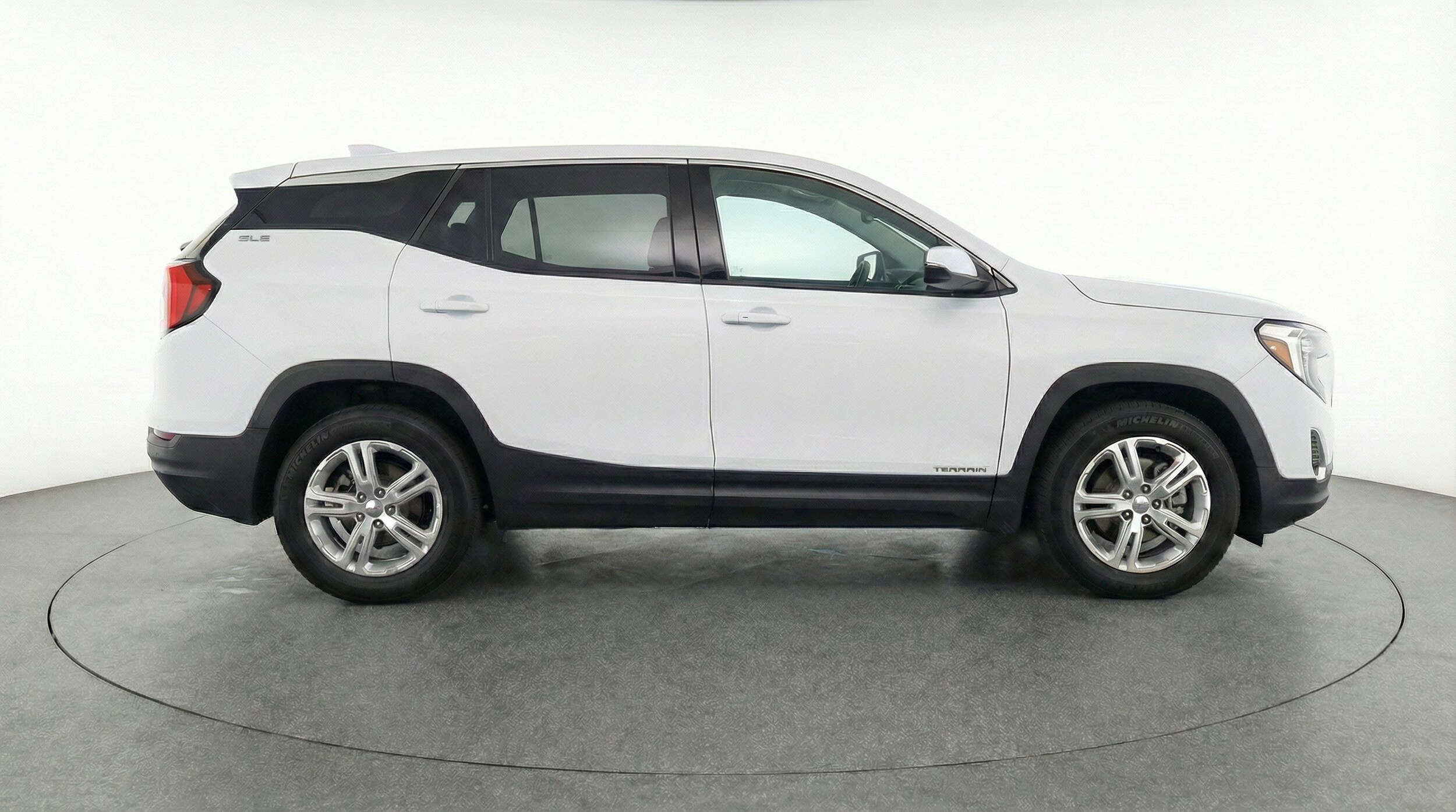 Thumbnail: 2024 GMC Terrain - 8