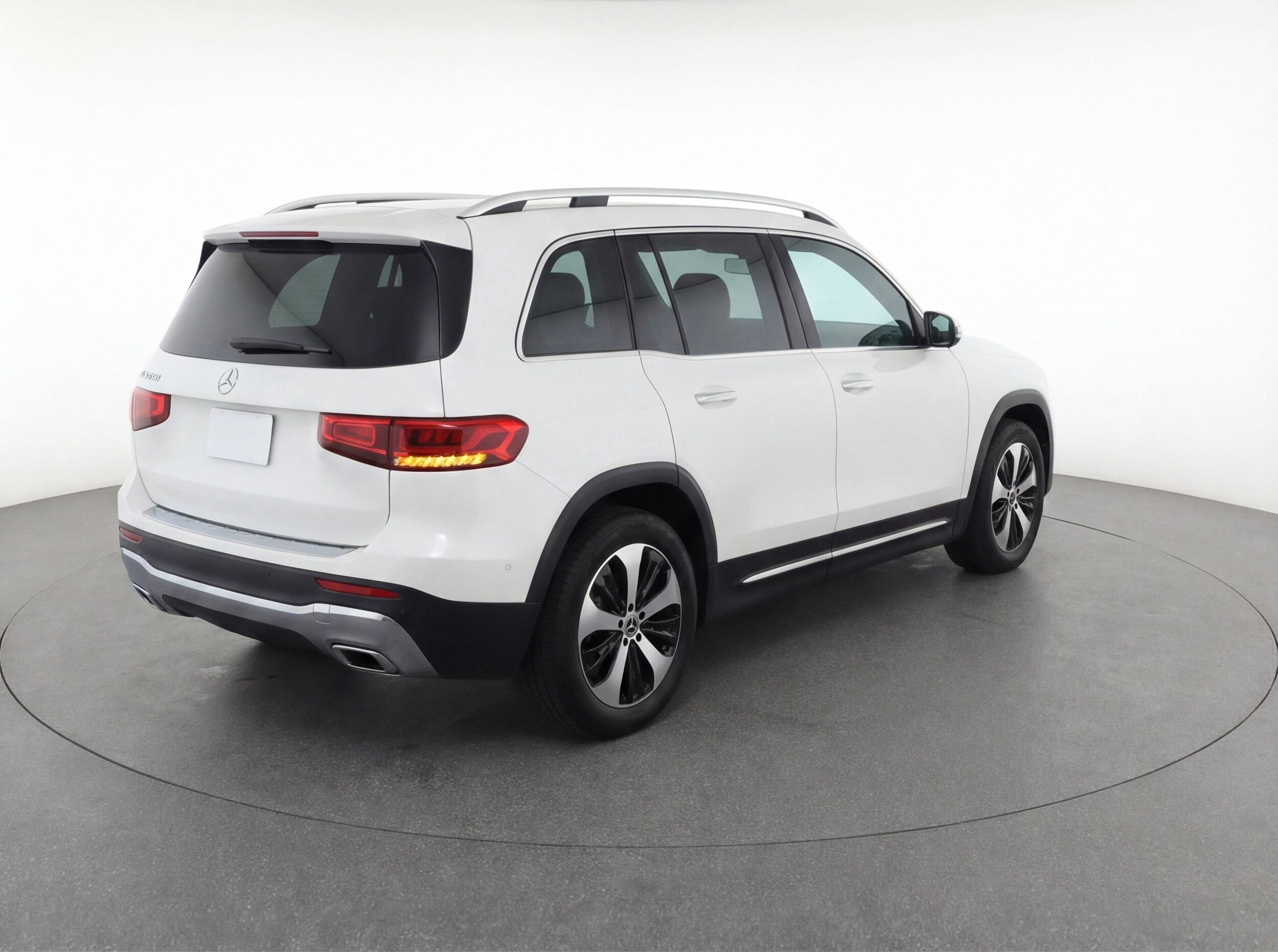 Thumbnail: 2025 Mercedes-Benz GLB - 9