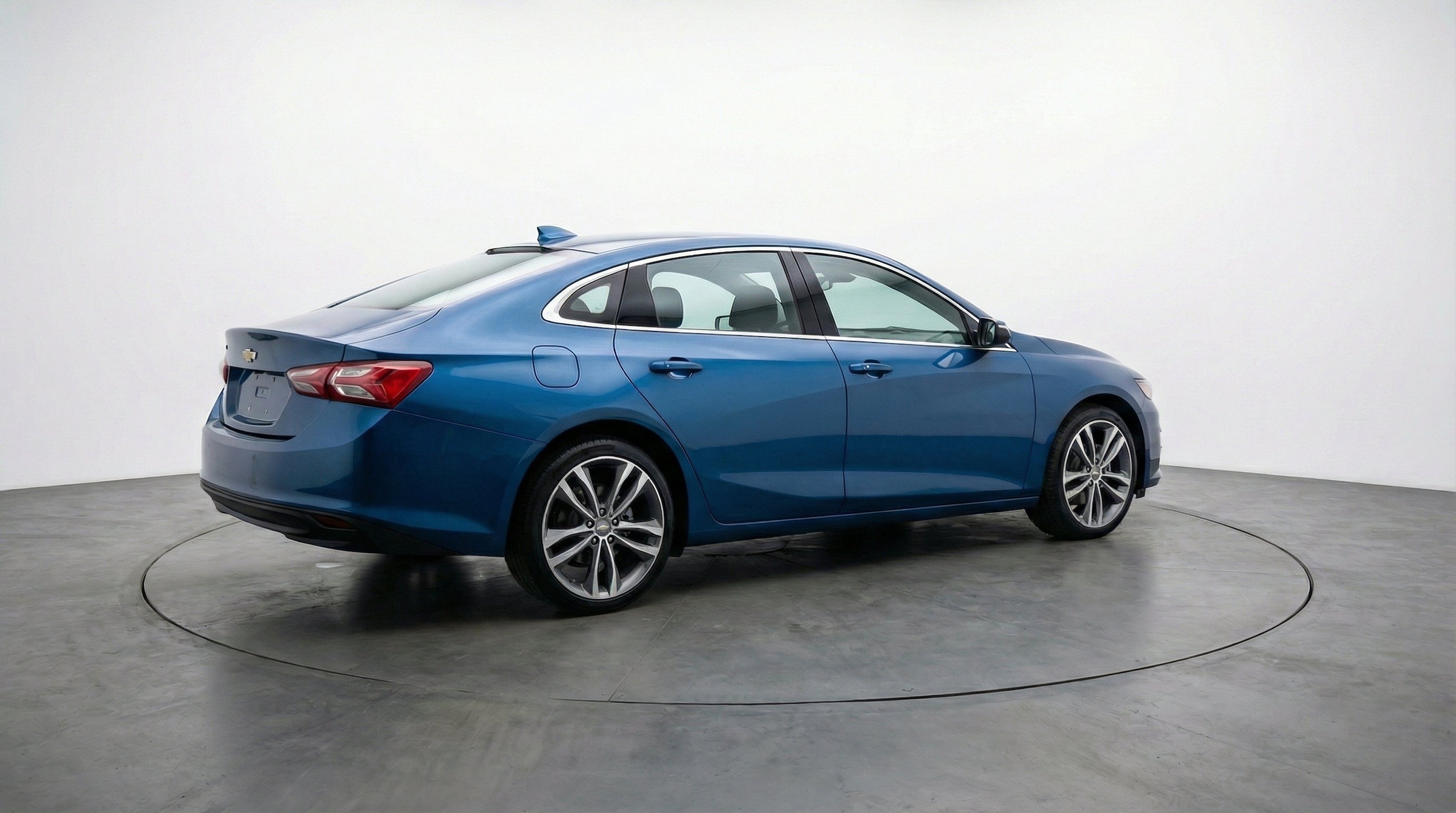 Thumbnail: 2024 Chevrolet Malibu - 9