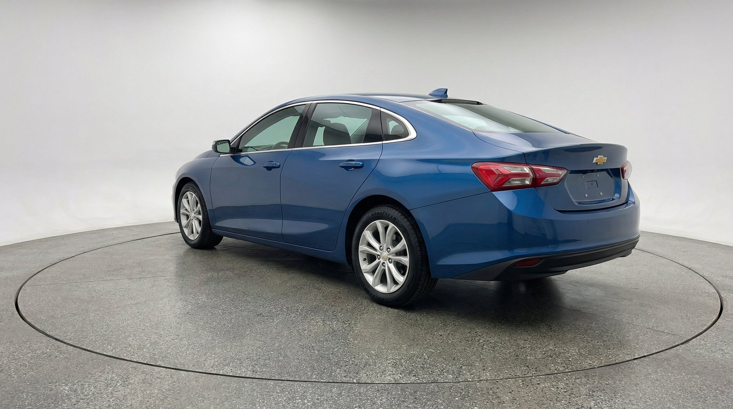 Thumbnail: 2024 Chevrolet Malibu - 6