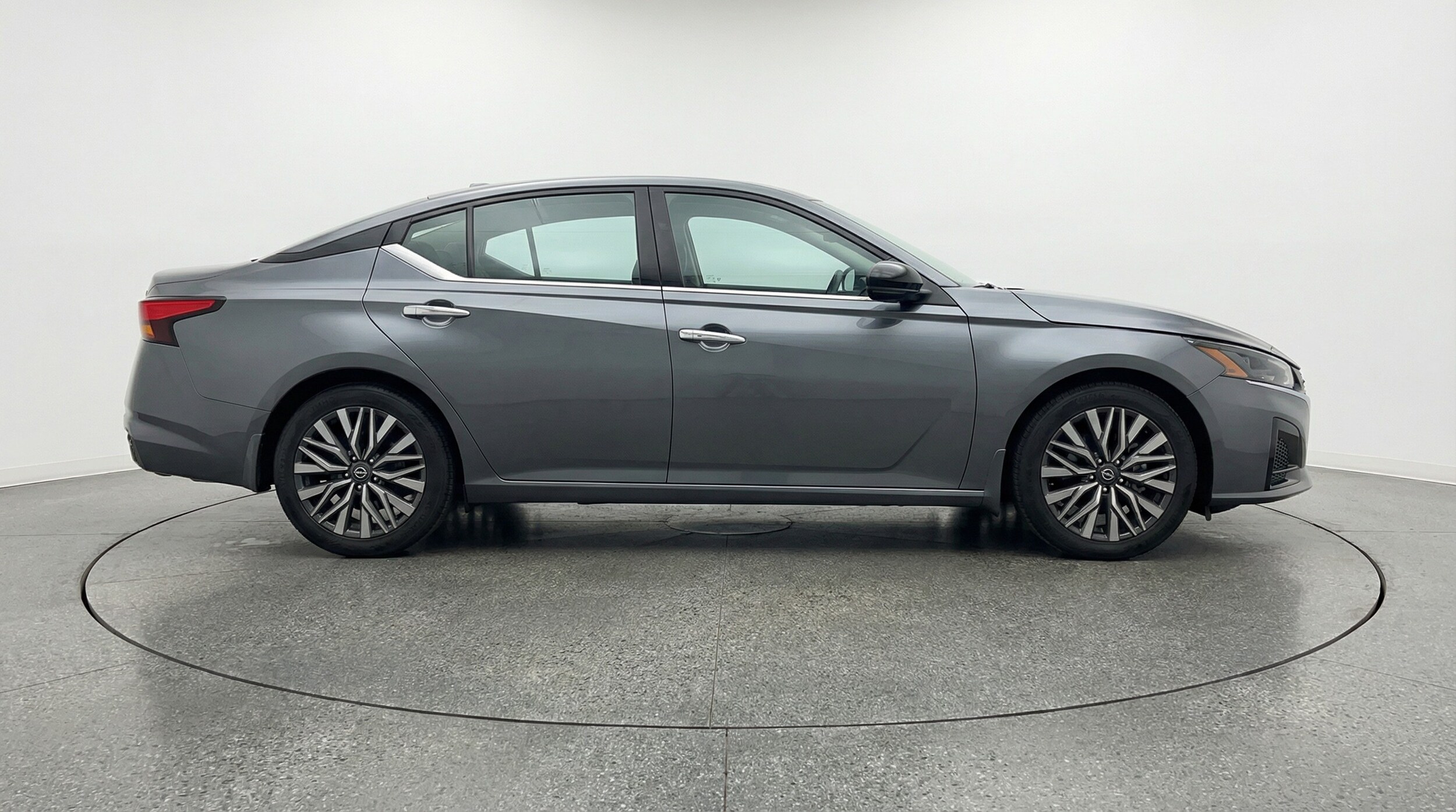 Thumbnail: 2025 Nissan Altima - 8