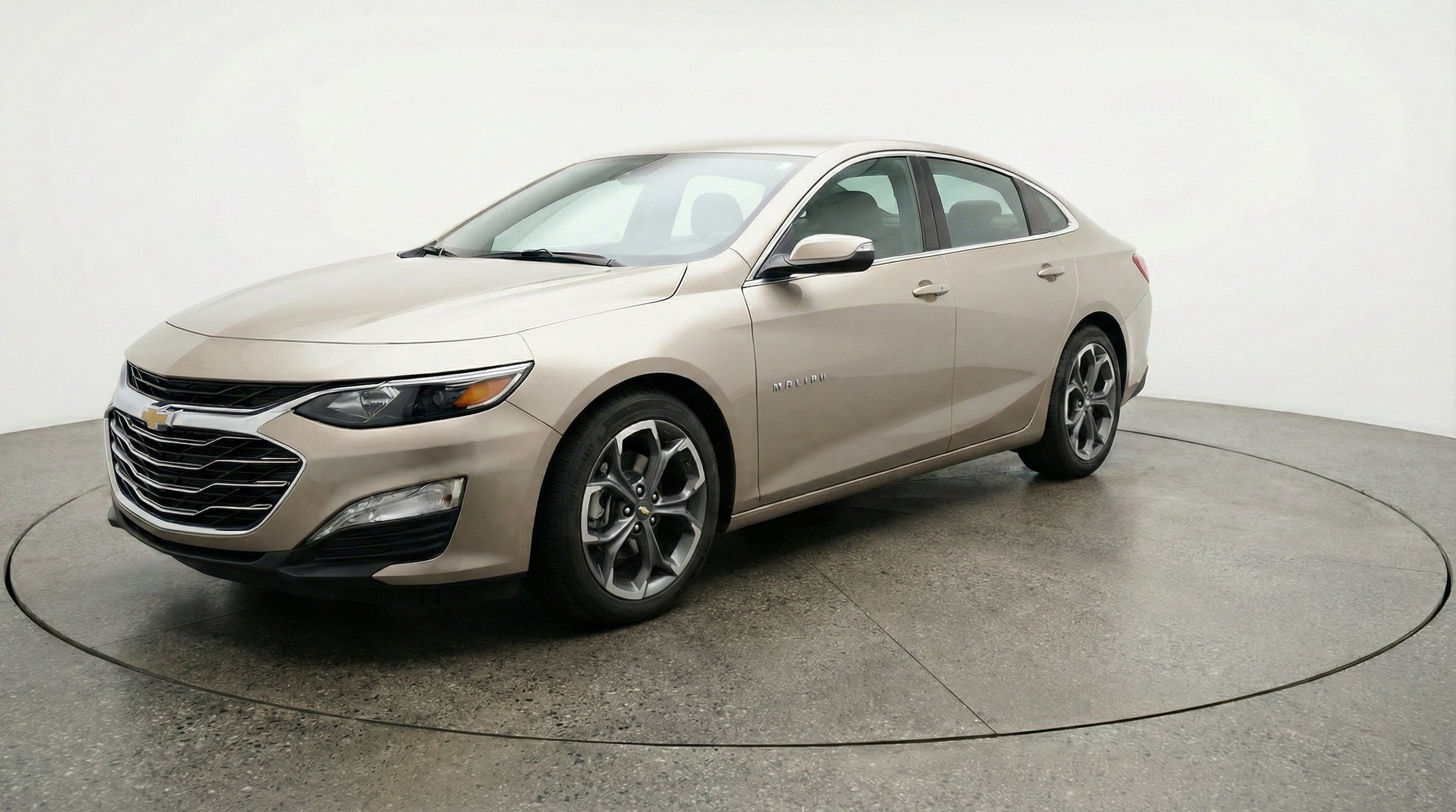 Thumbnail: 2024 Chevrolet Malibu - 3