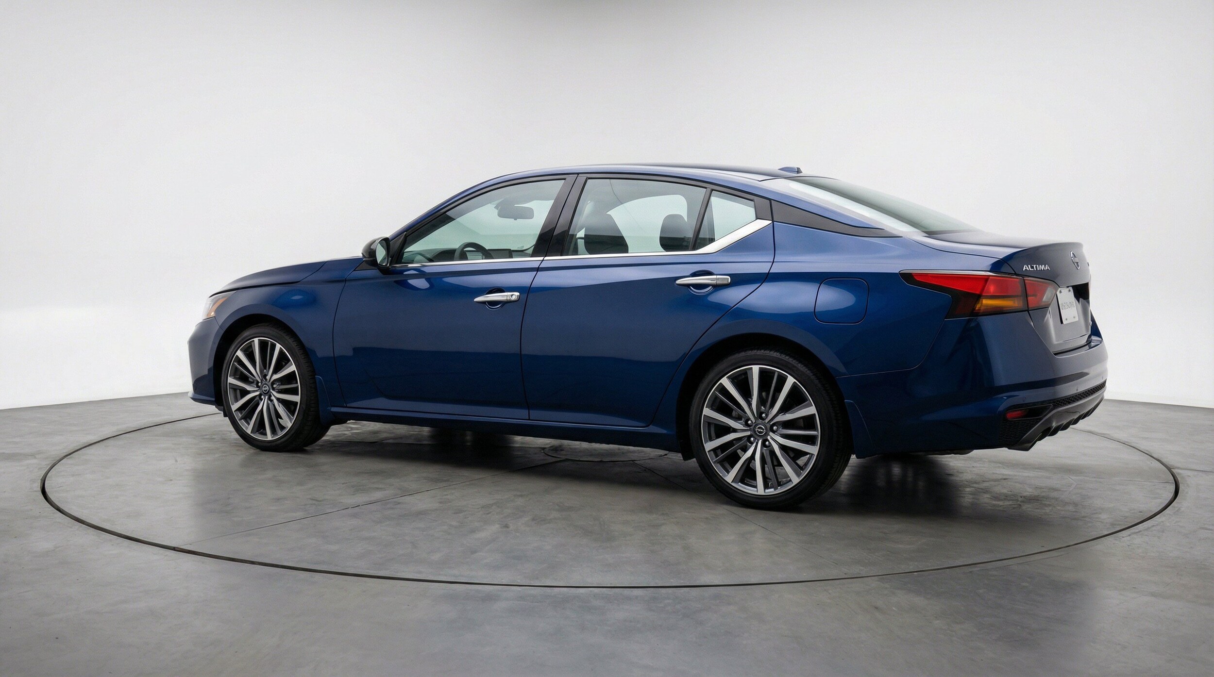 Thumbnail: 2025 Nissan Altima - 6