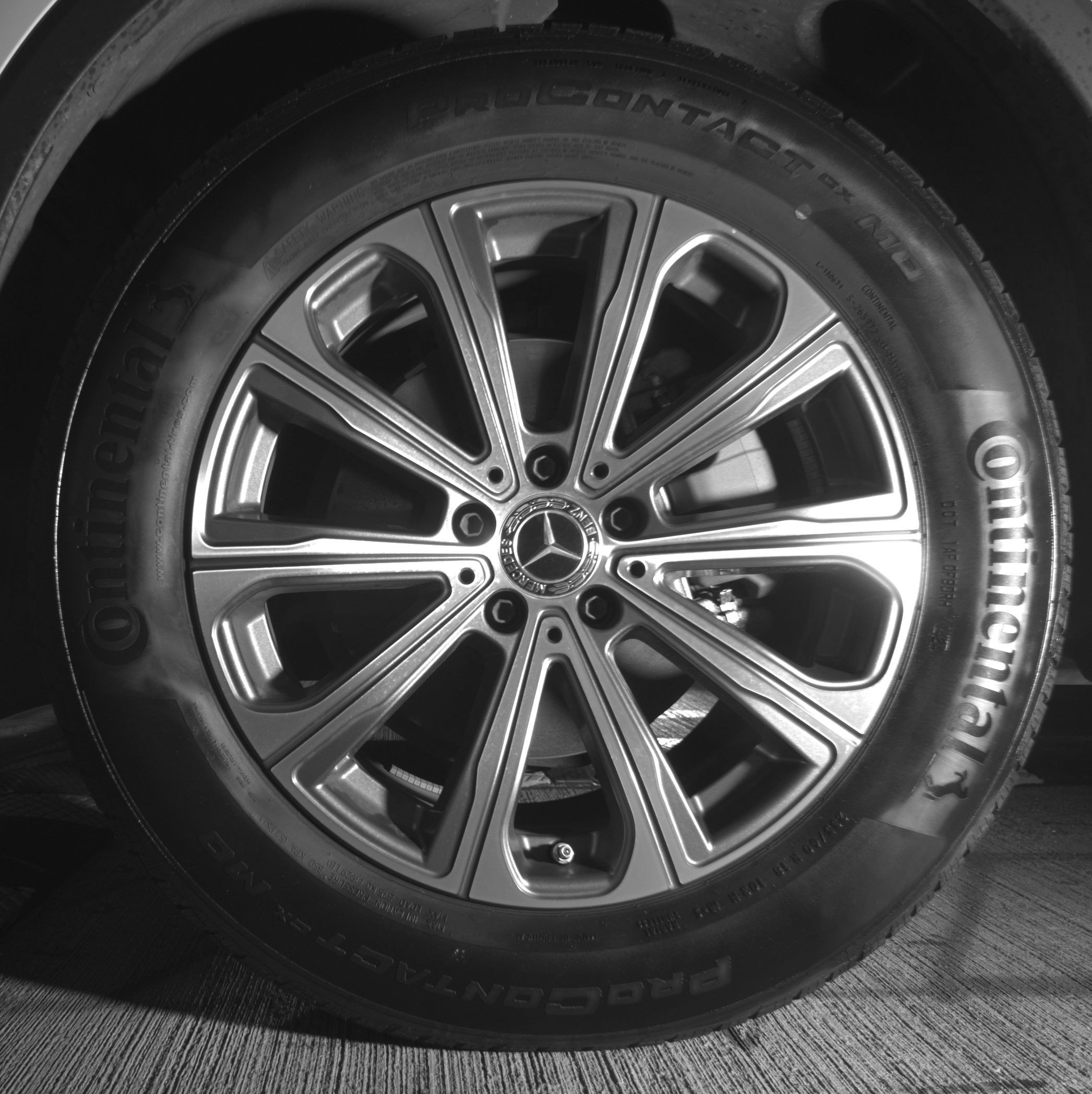 Thumbnail: 2024 Mercedes-Benz GLC - 12