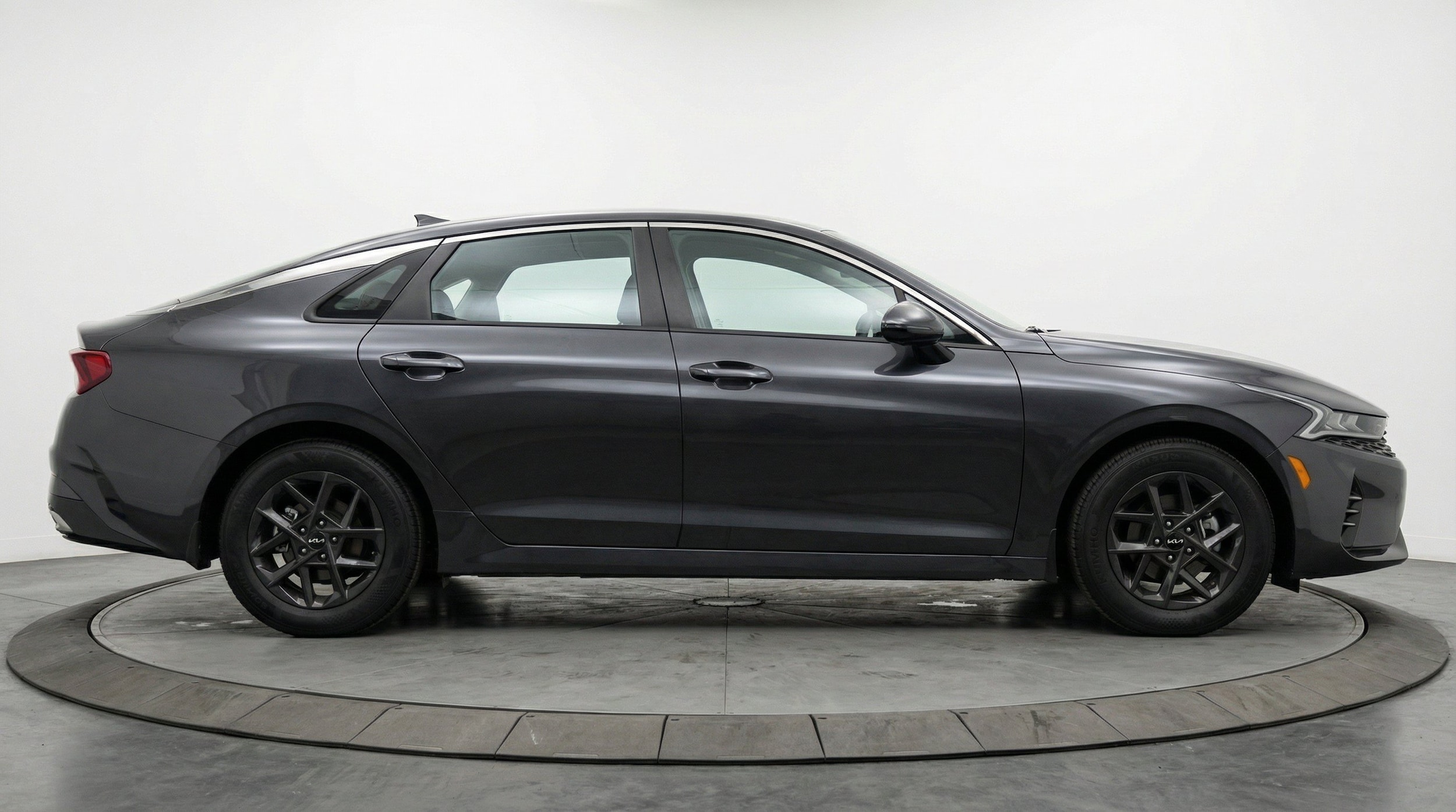 Thumbnail: 2025 Kia K5 - 11