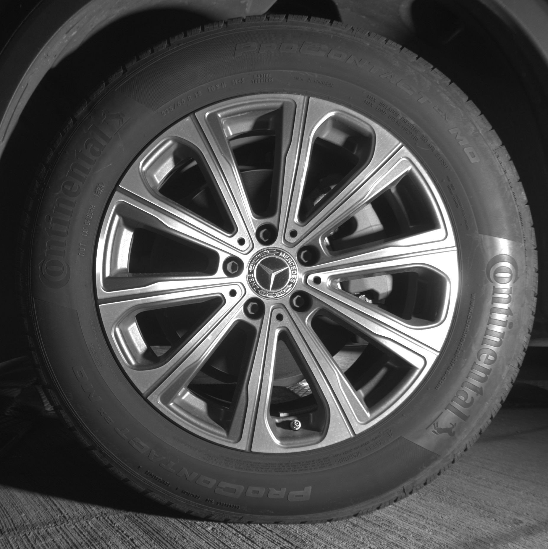 Thumbnail: 2024 Mercedes-Benz GLC - 12