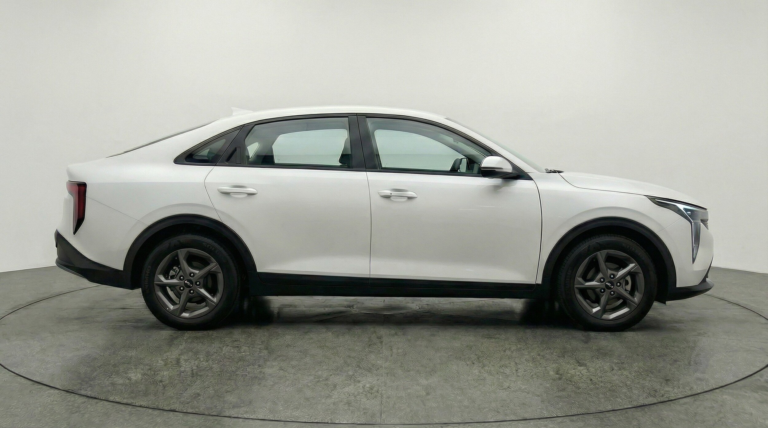 Thumbnail: 2025 Kia K4 - 11