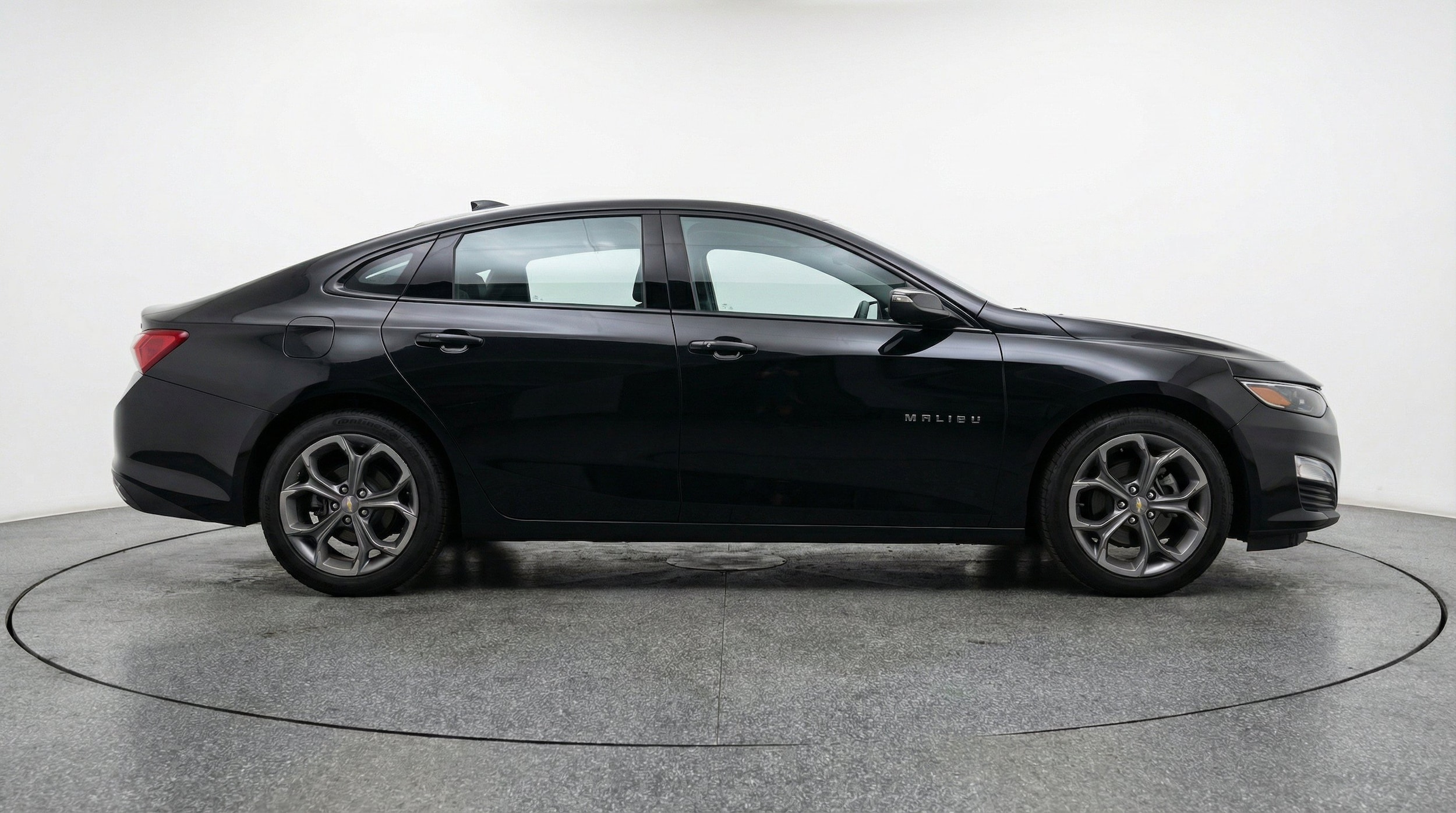 Thumbnail: 2024 Chevrolet Malibu - 11