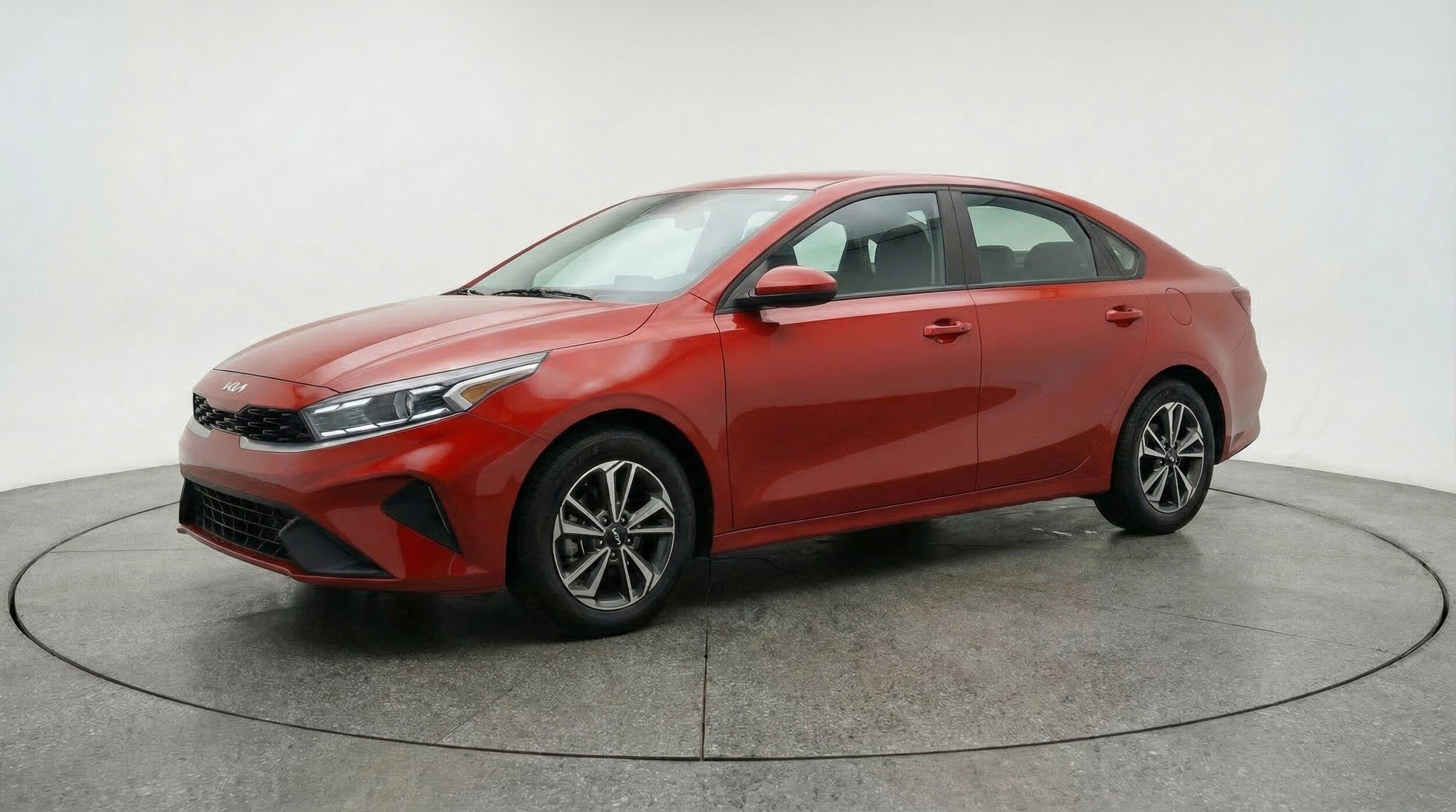 Thumbnail: 2024 Kia Forte - 3