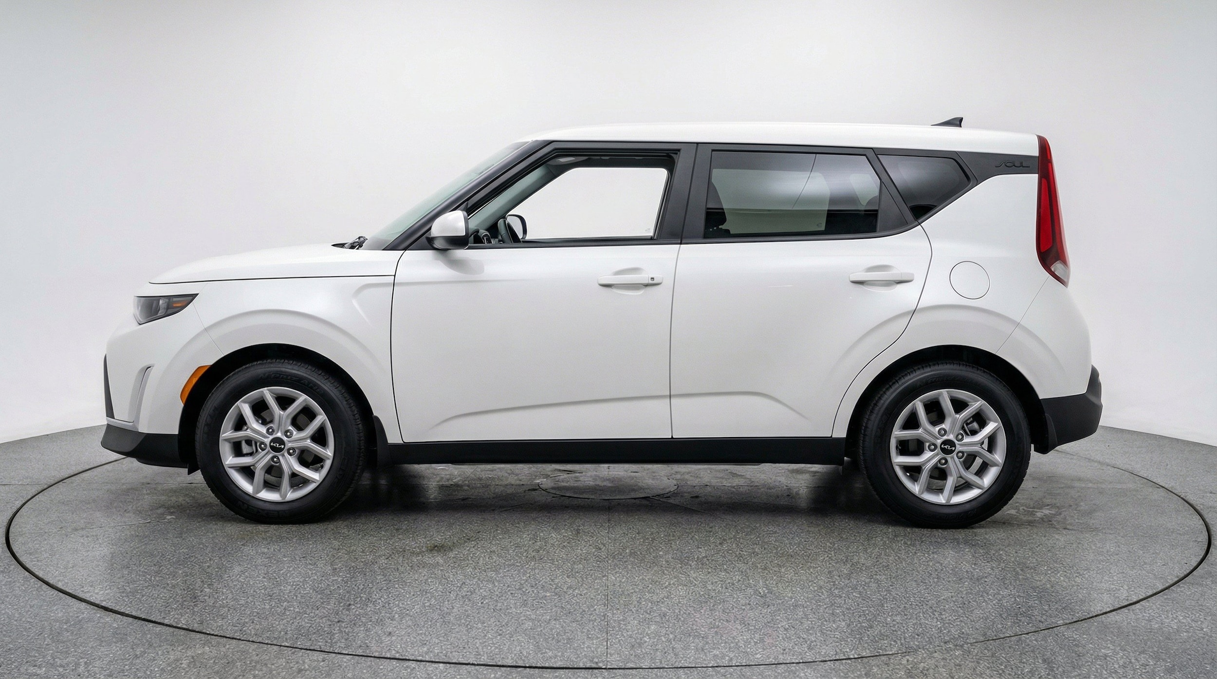 Thumbnail: 2025 Kia Soul - 5