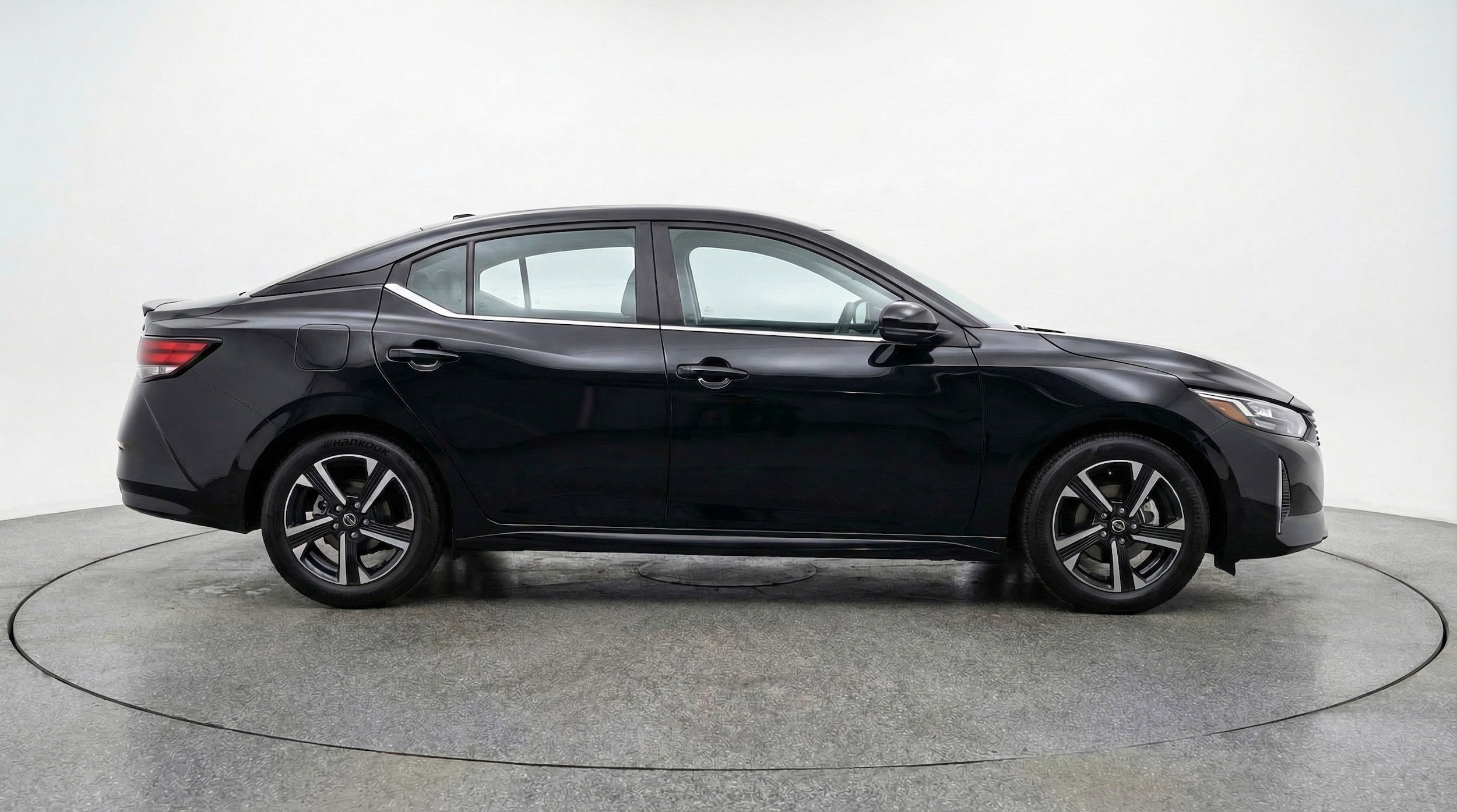 Thumbnail: 2025 Nissan Sentra - 11