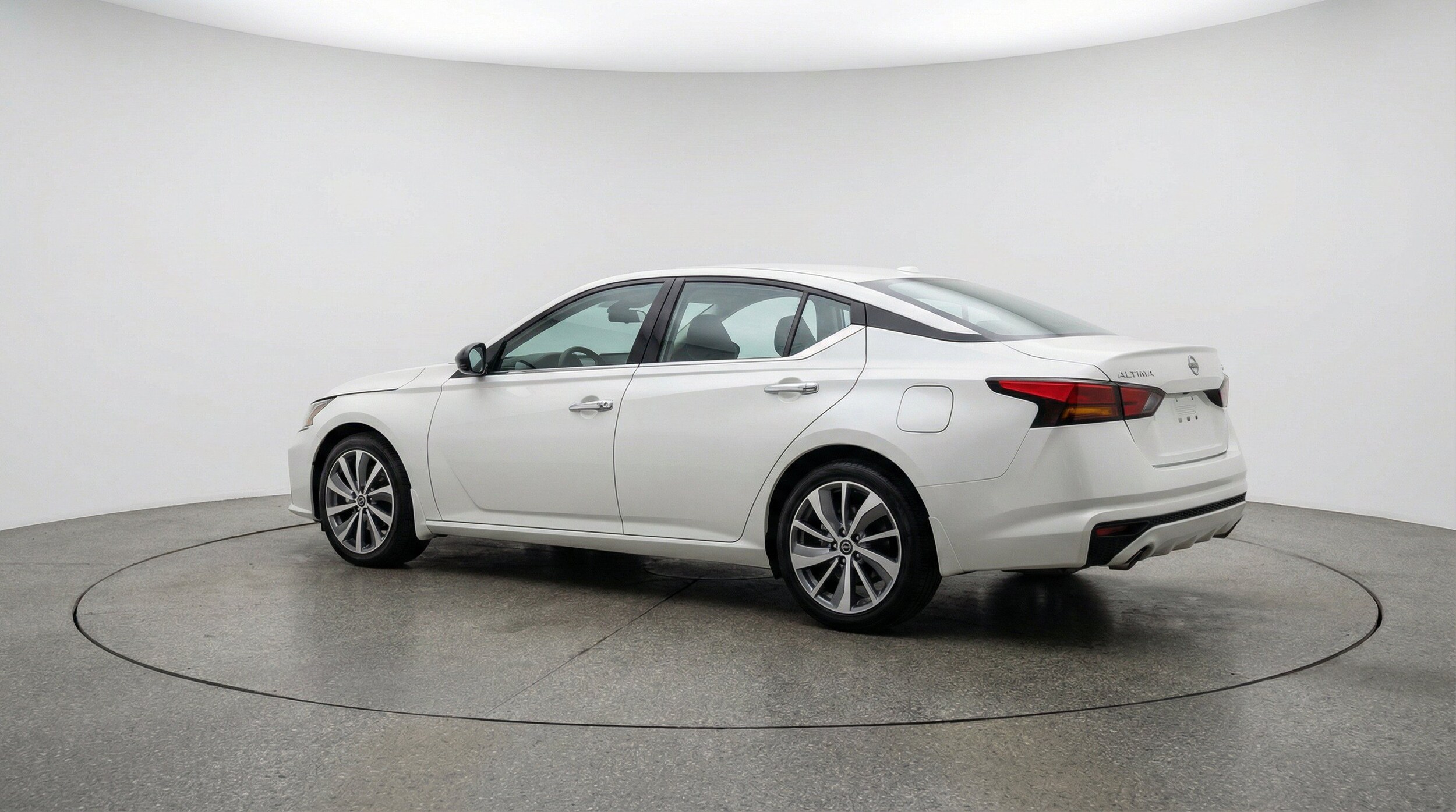 Thumbnail: 2025 Nissan Altima - 6