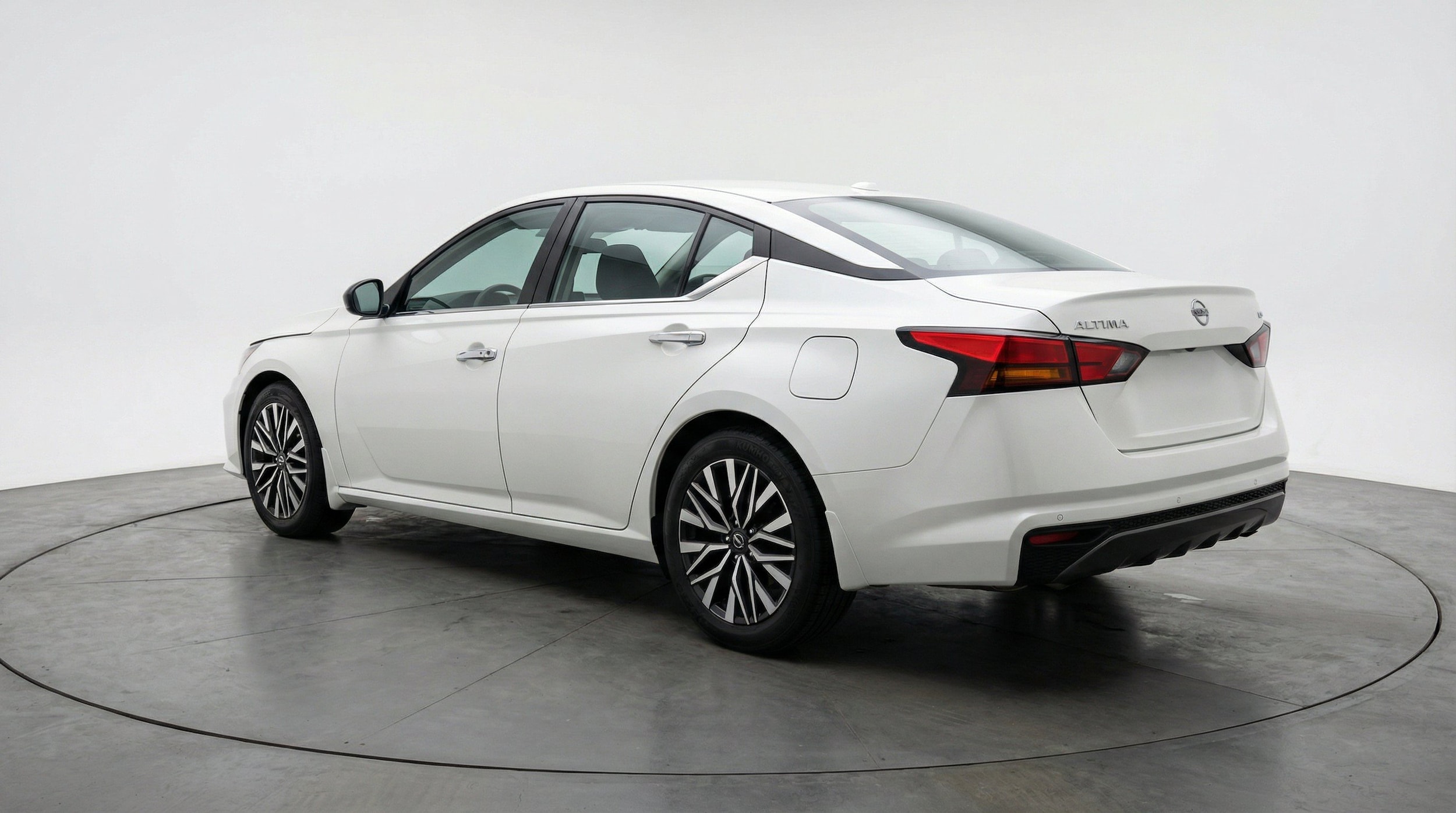 Thumbnail: 2025 Nissan Altima - 6
