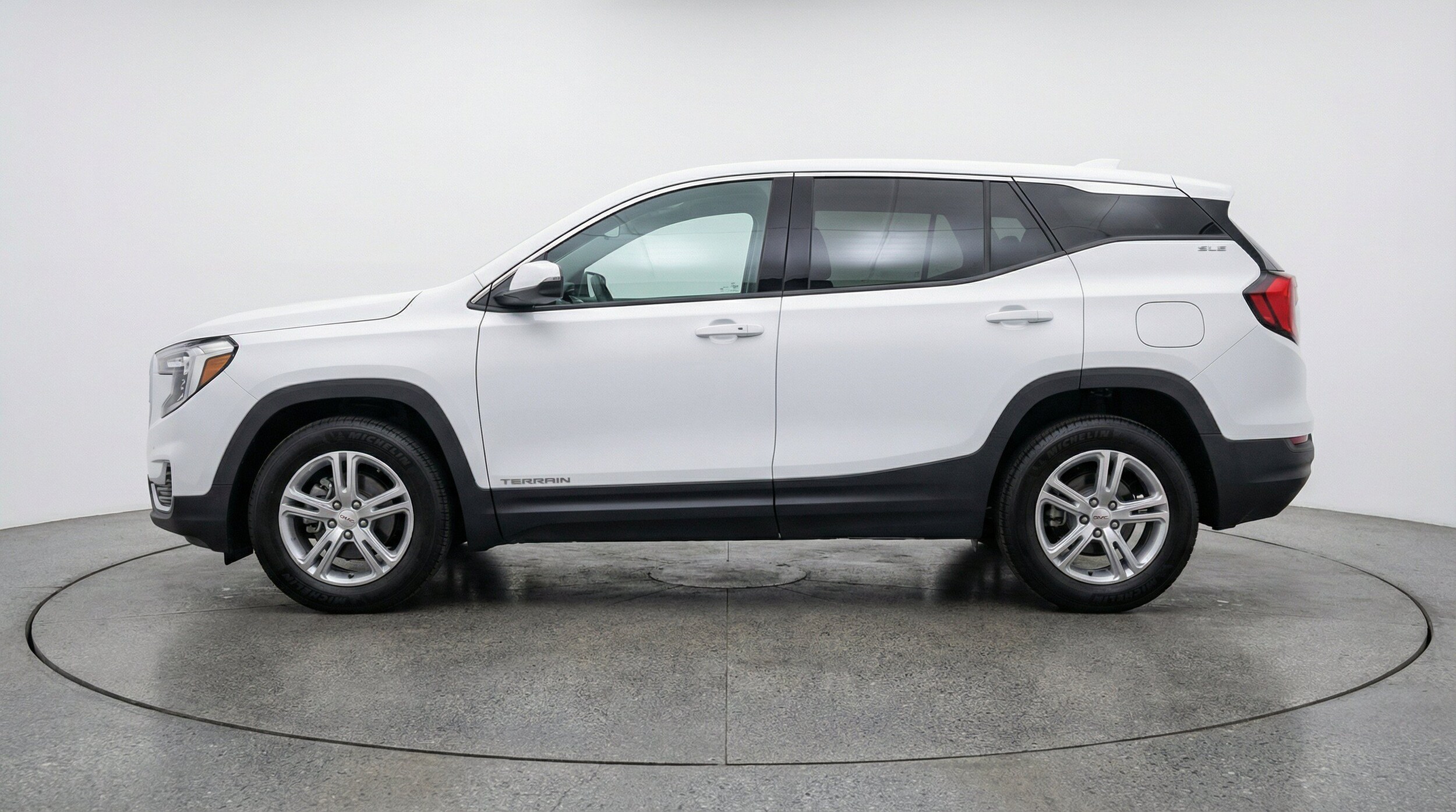 Thumbnail: 2024 GMC Terrain - 5