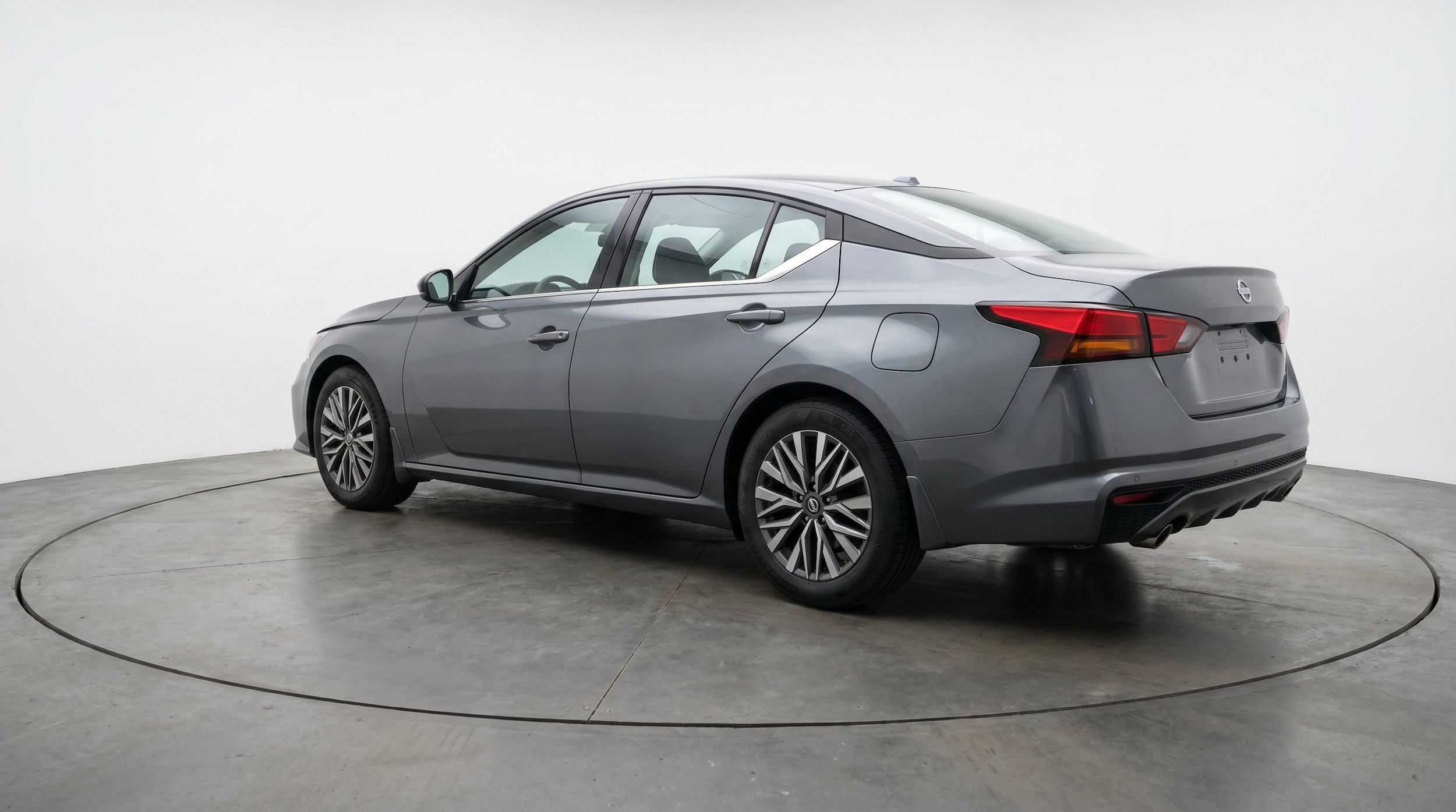Thumbnail: 2025 Nissan Altima - 6