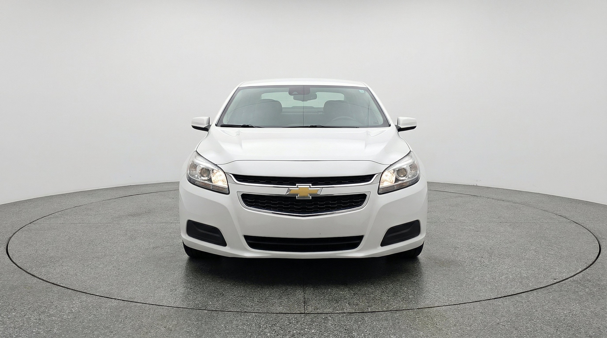 Thumbnail: 2024 Chevrolet Malibu - 2