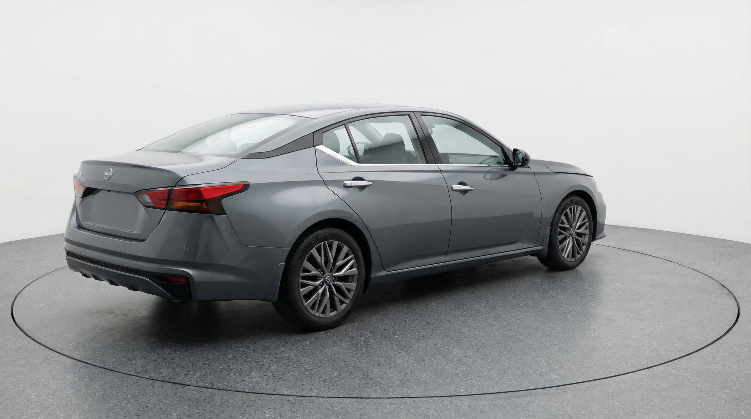 Thumbnail: 2025 Nissan Altima - 9