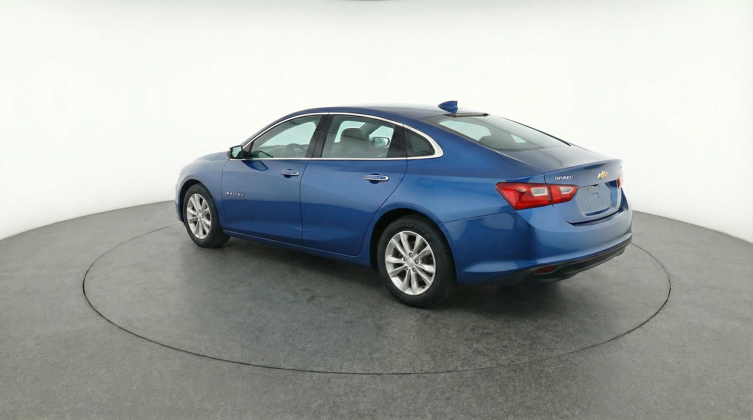Thumbnail: 2024 Chevrolet Malibu - 6