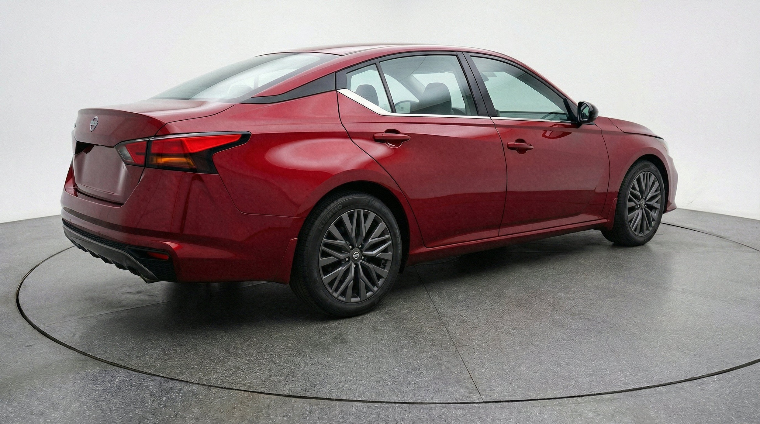 Thumbnail: 2025 Nissan Altima - 9