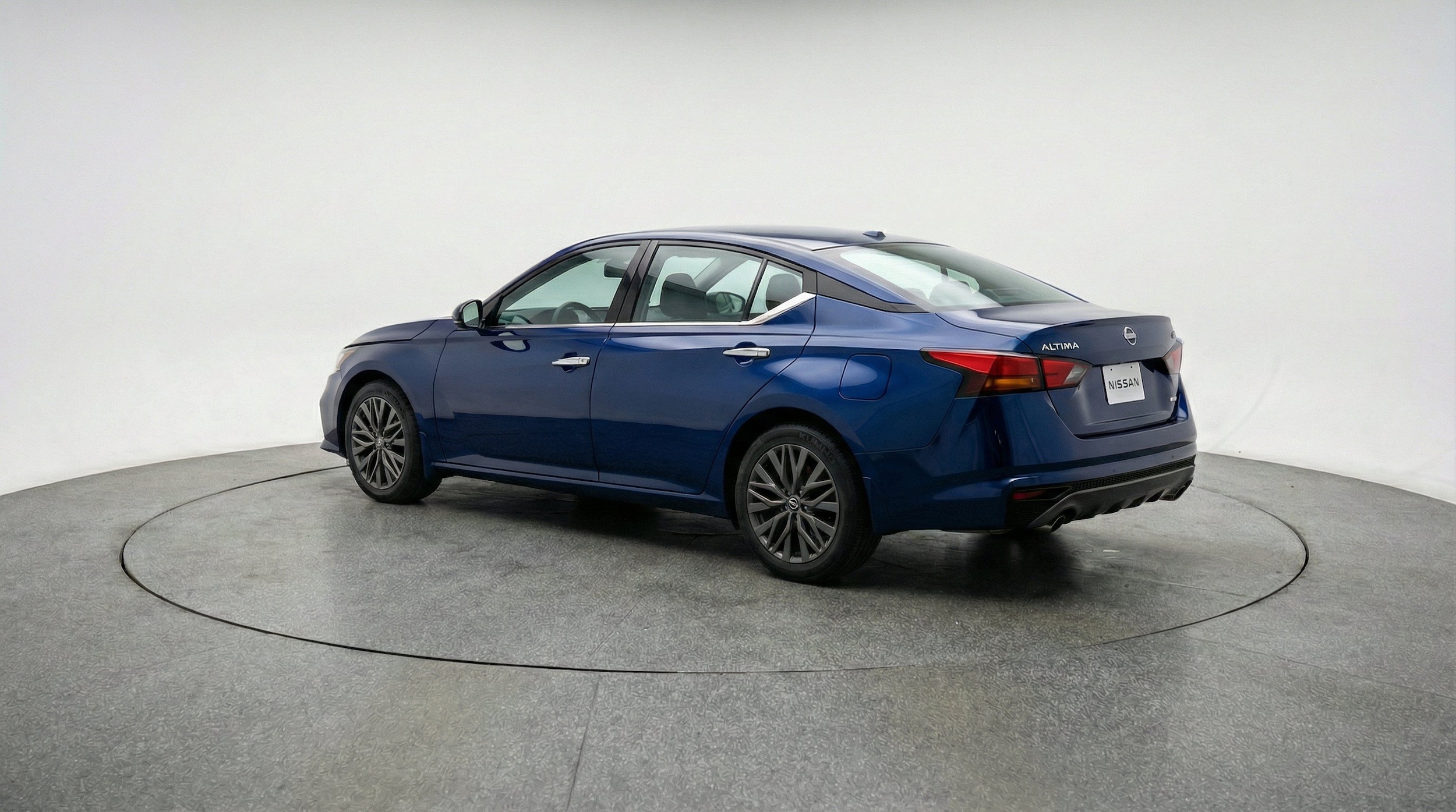 Thumbnail: 2025 Nissan Altima - 6