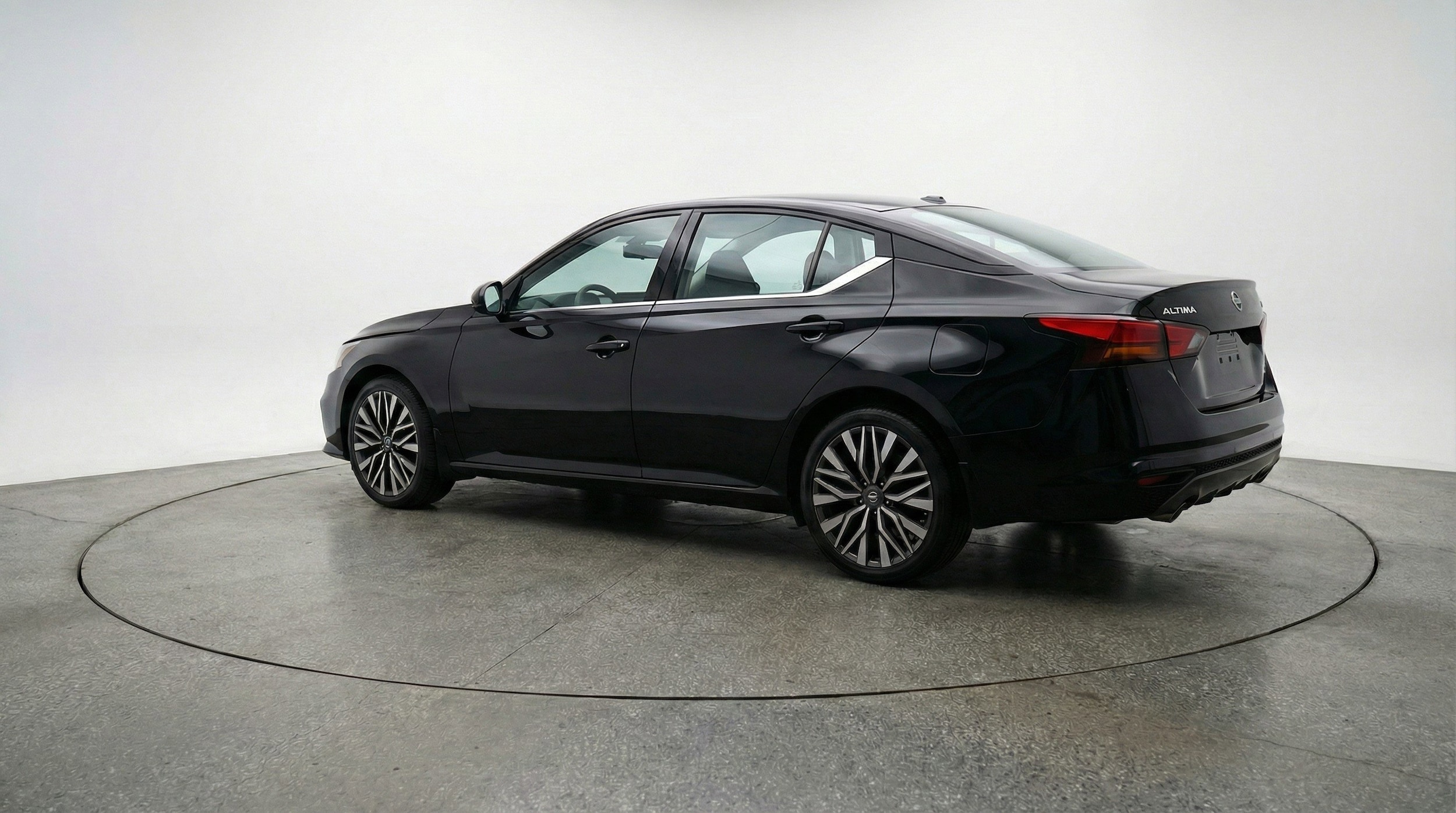 Thumbnail: 2025 Nissan Altima - 6