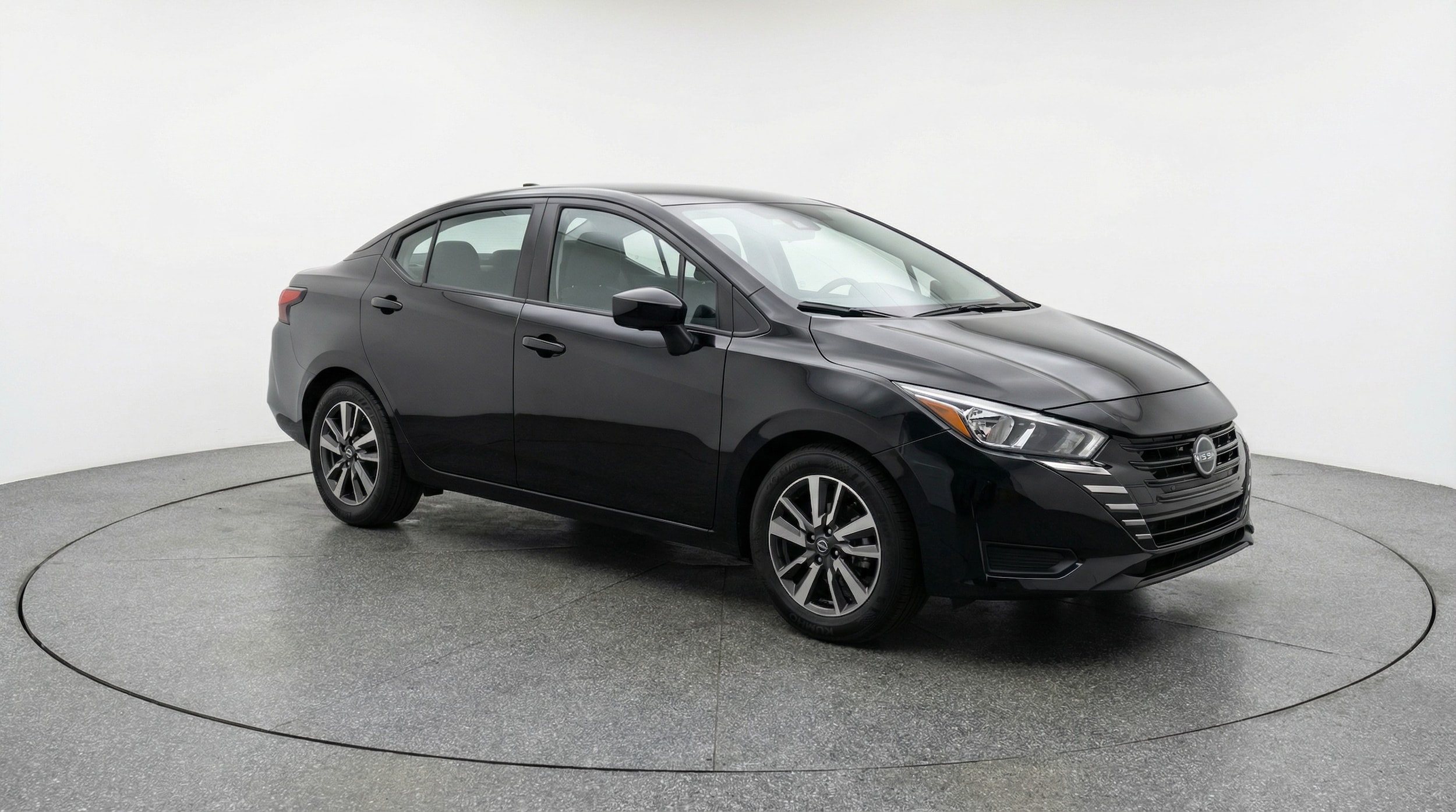 2025 Nissan Versa Sedan SV