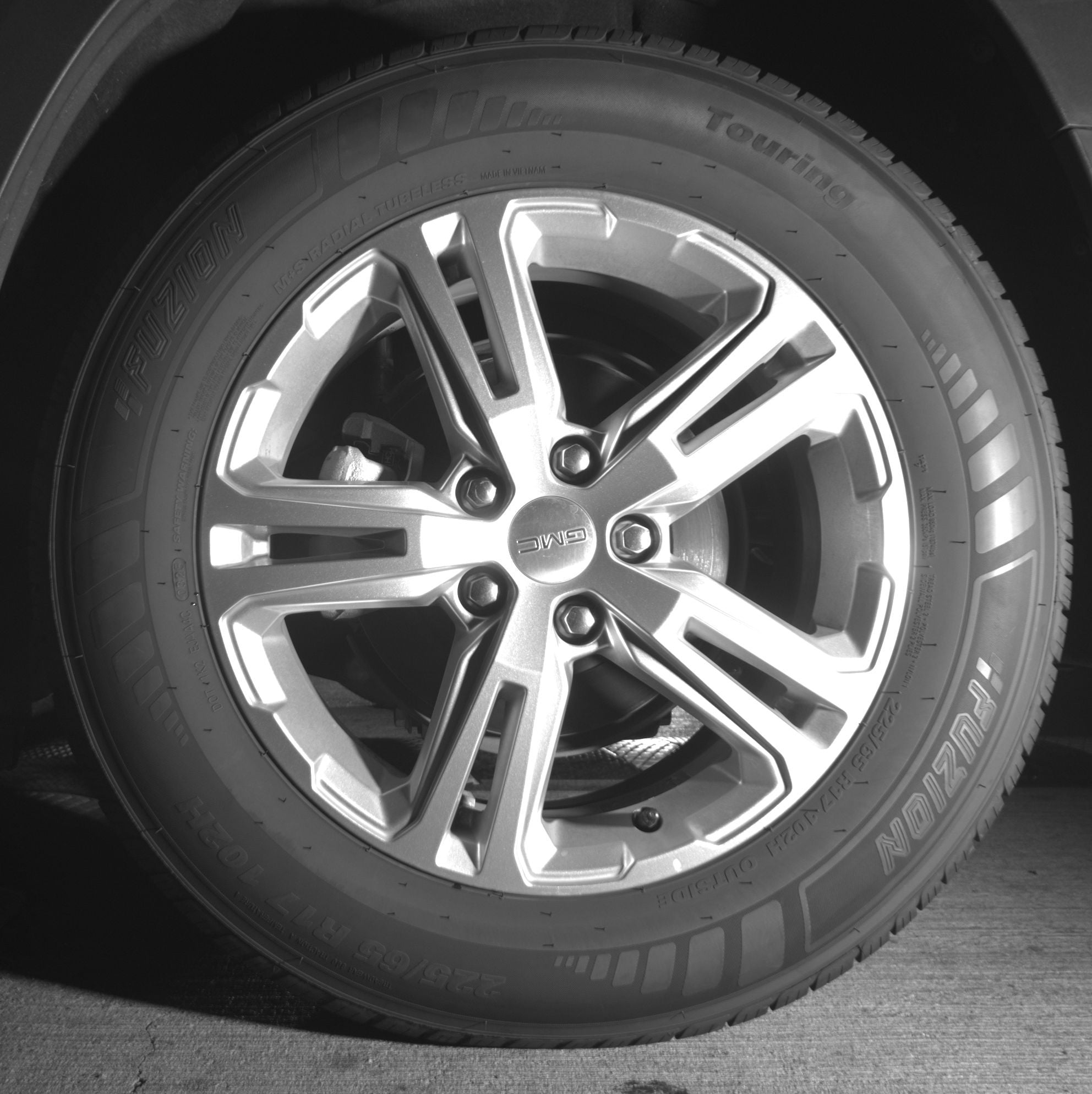 Thumbnail: 2024 GMC Terrain - 16