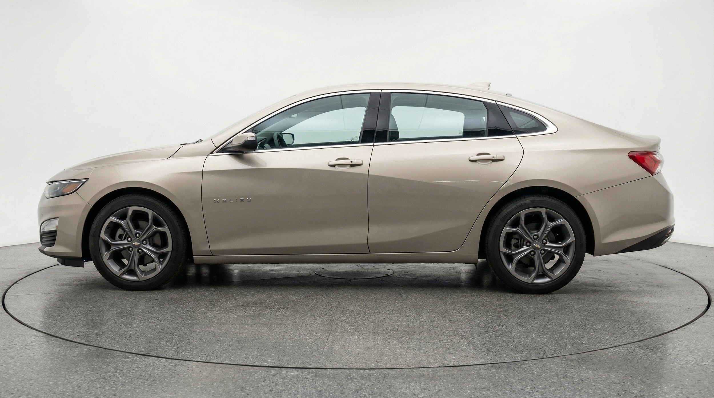 Thumbnail: 2024 Chevrolet Malibu - 5