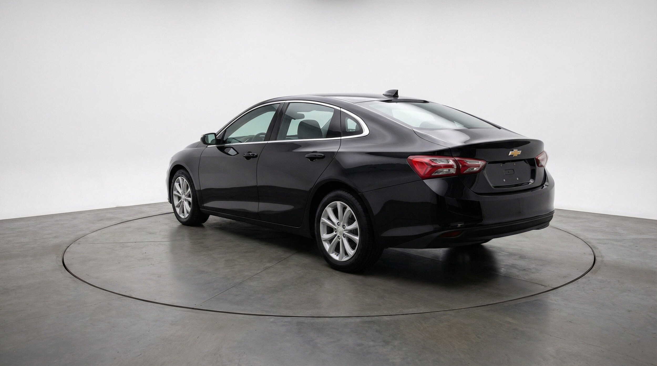 Thumbnail: 2024 Chevrolet Malibu - 6