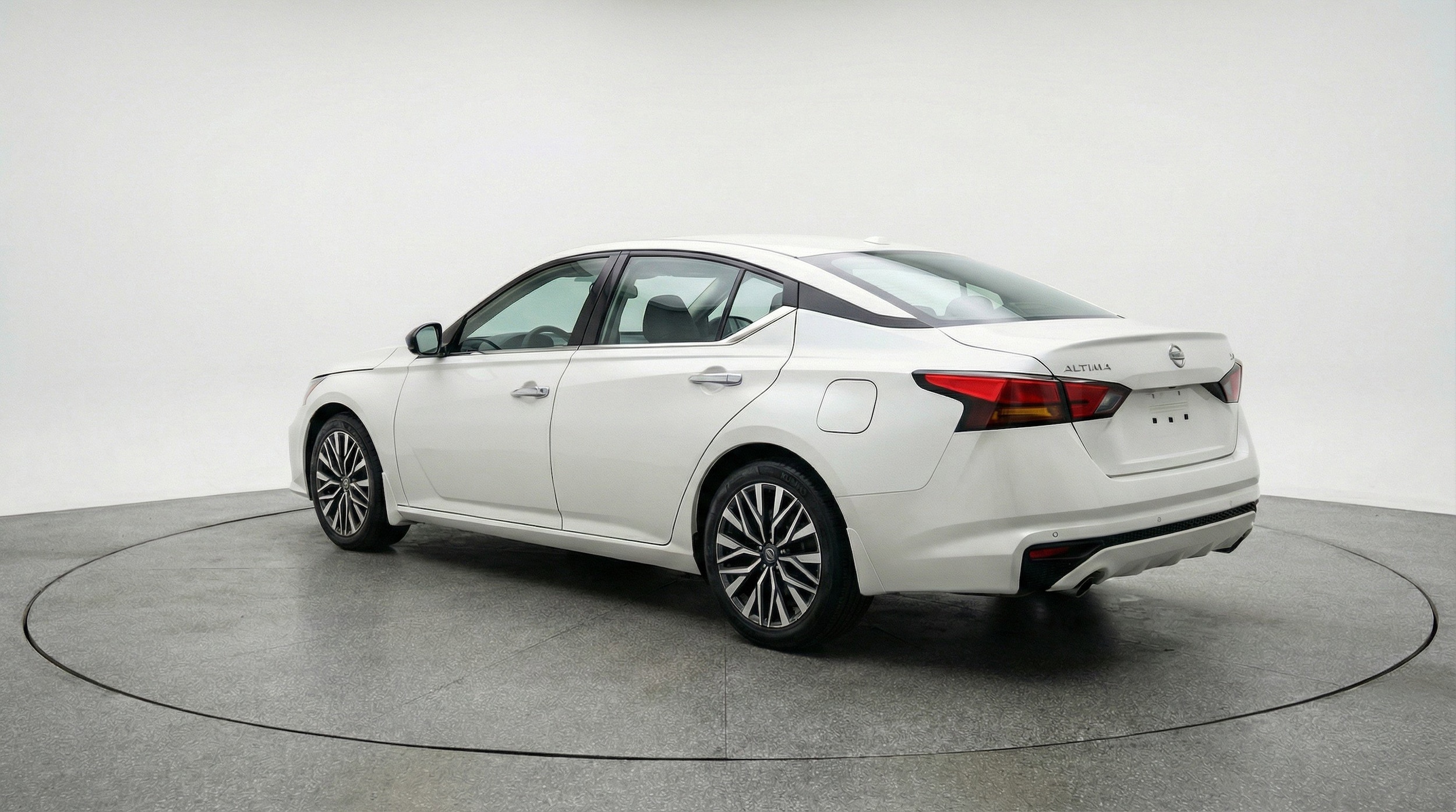 Thumbnail: 2025 Nissan Altima - 6