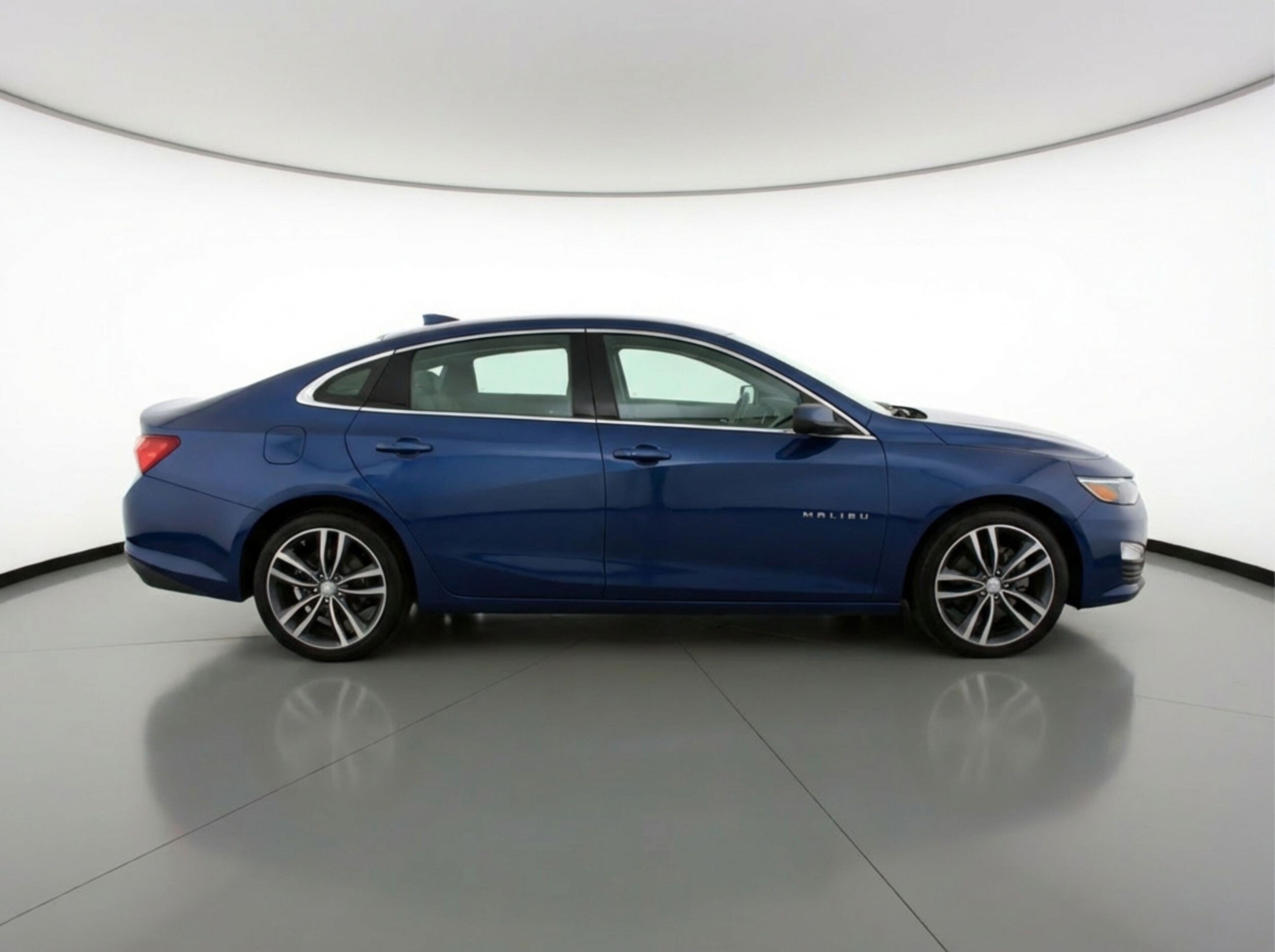 Thumbnail: 2024 Chevrolet Malibu - 11