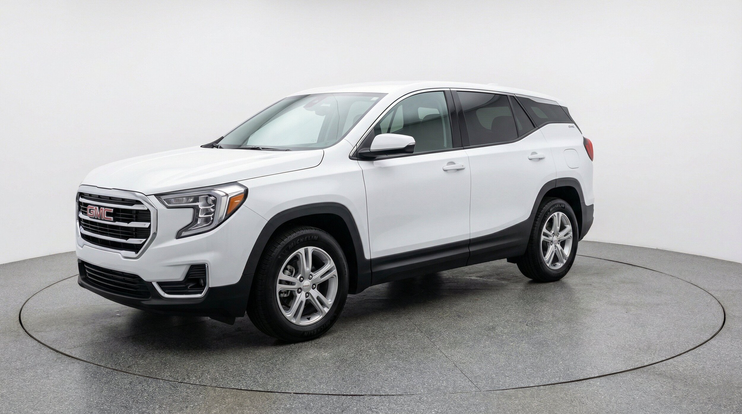 Thumbnail: 2024 GMC Terrain - 3