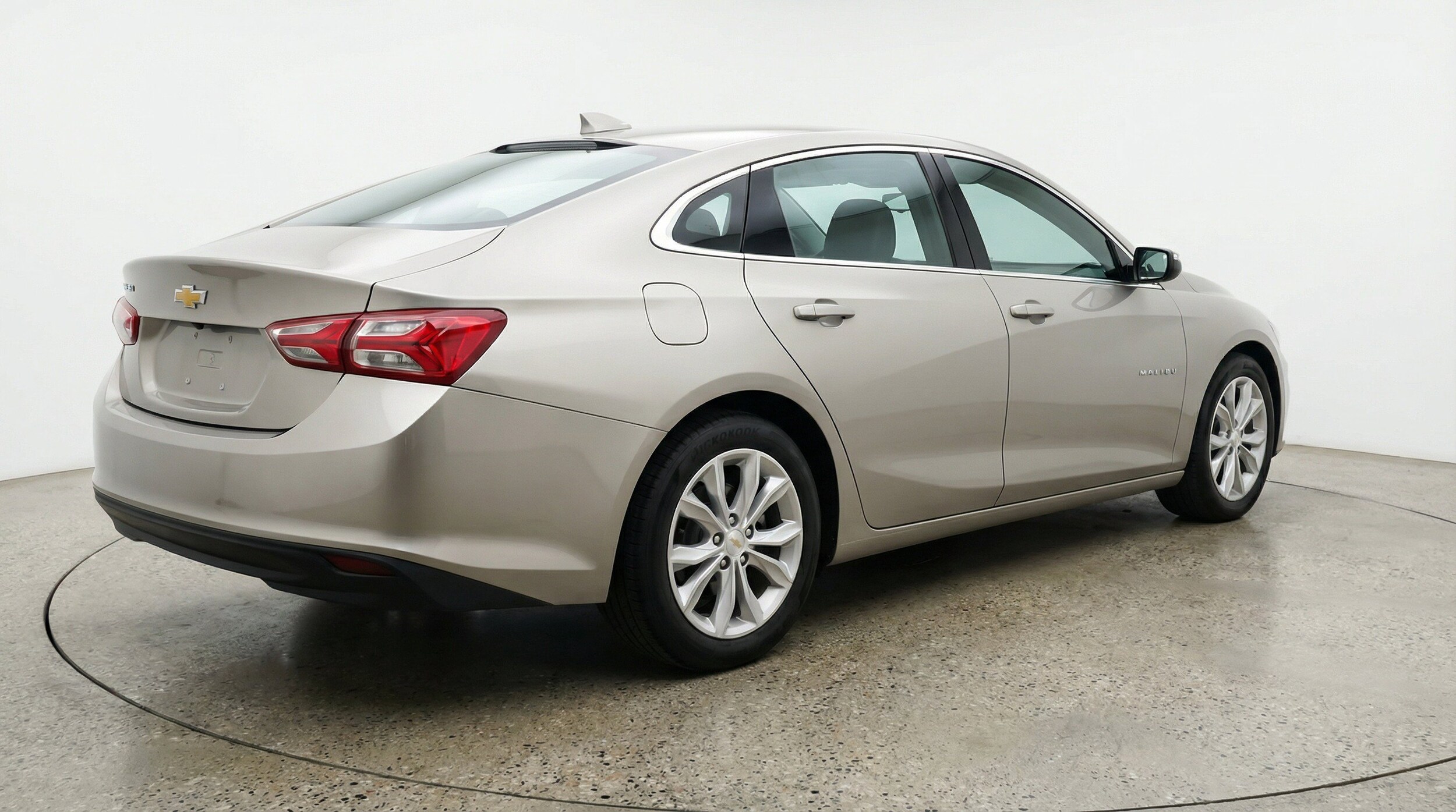 Thumbnail: 2024 Chevrolet Malibu - 9