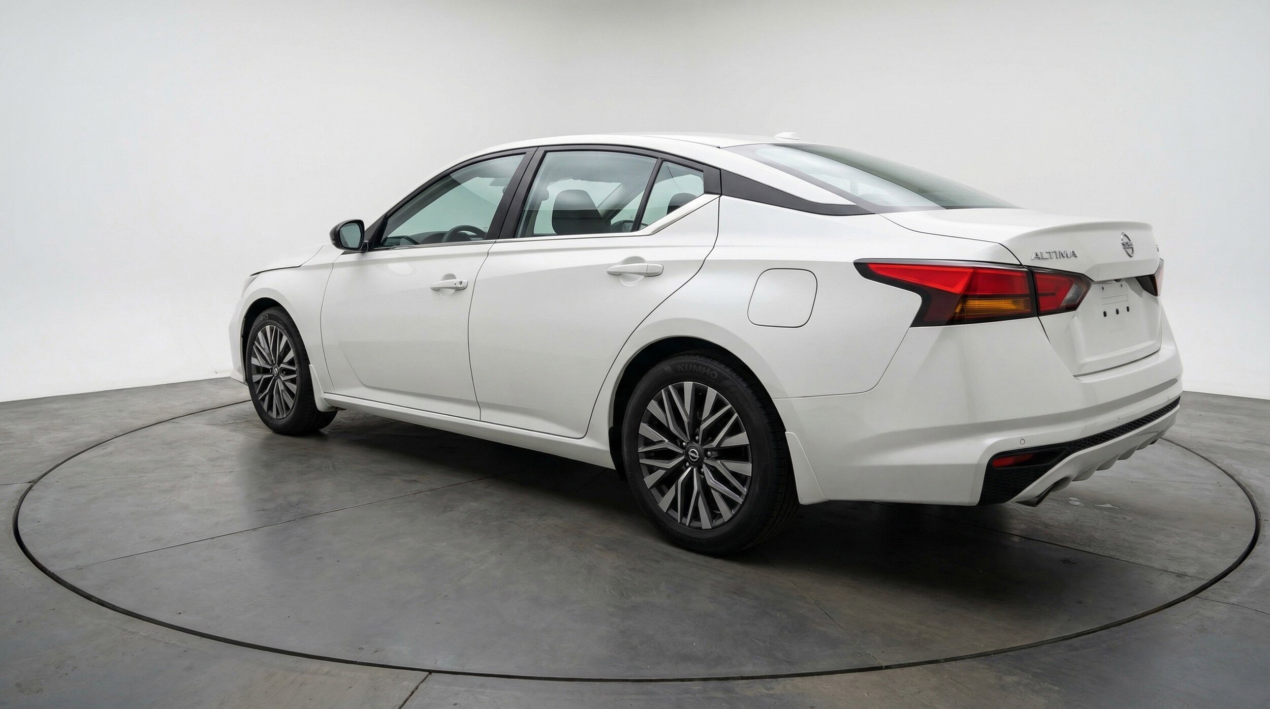 Thumbnail: 2025 Nissan Altima - 6