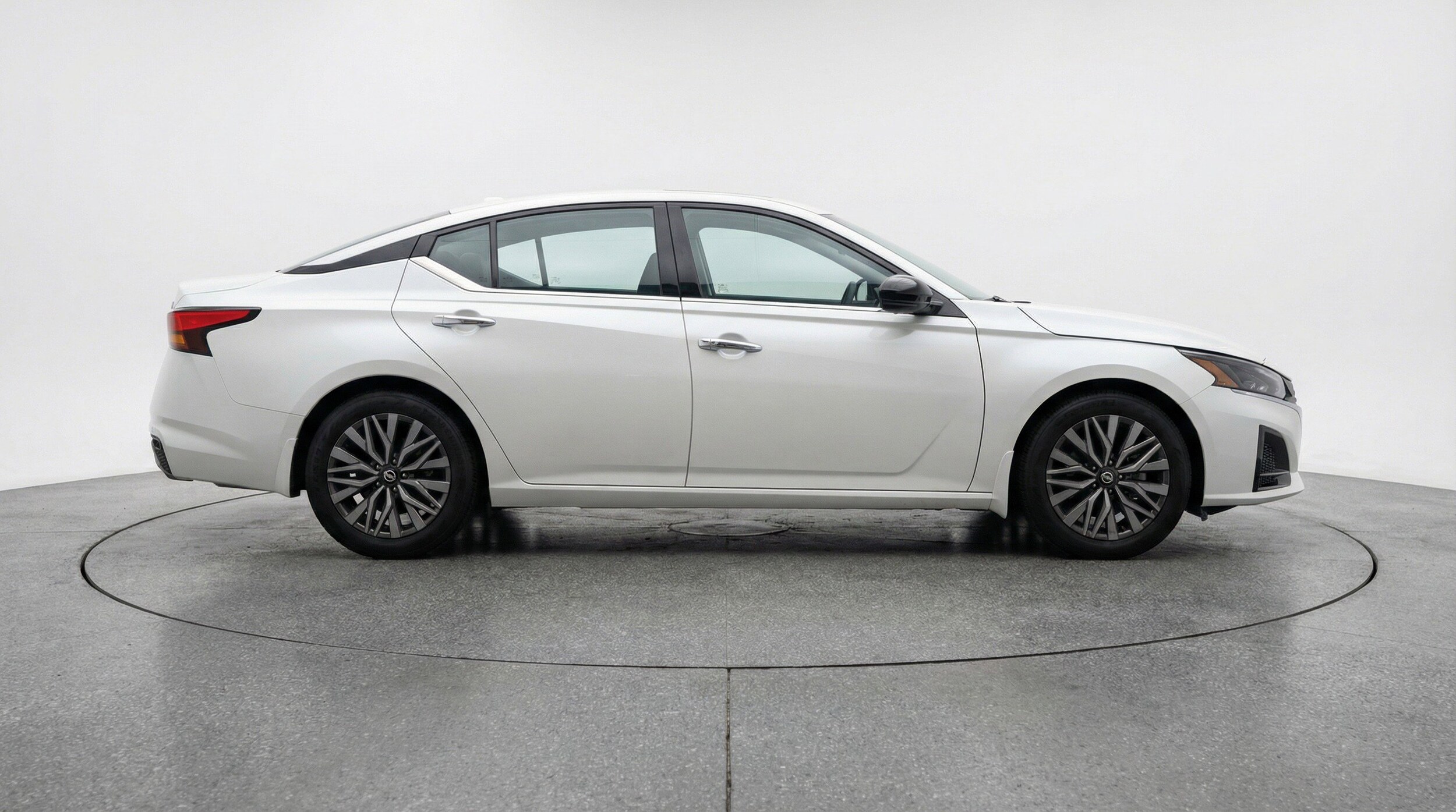 Thumbnail: 2025 Nissan Altima - 11