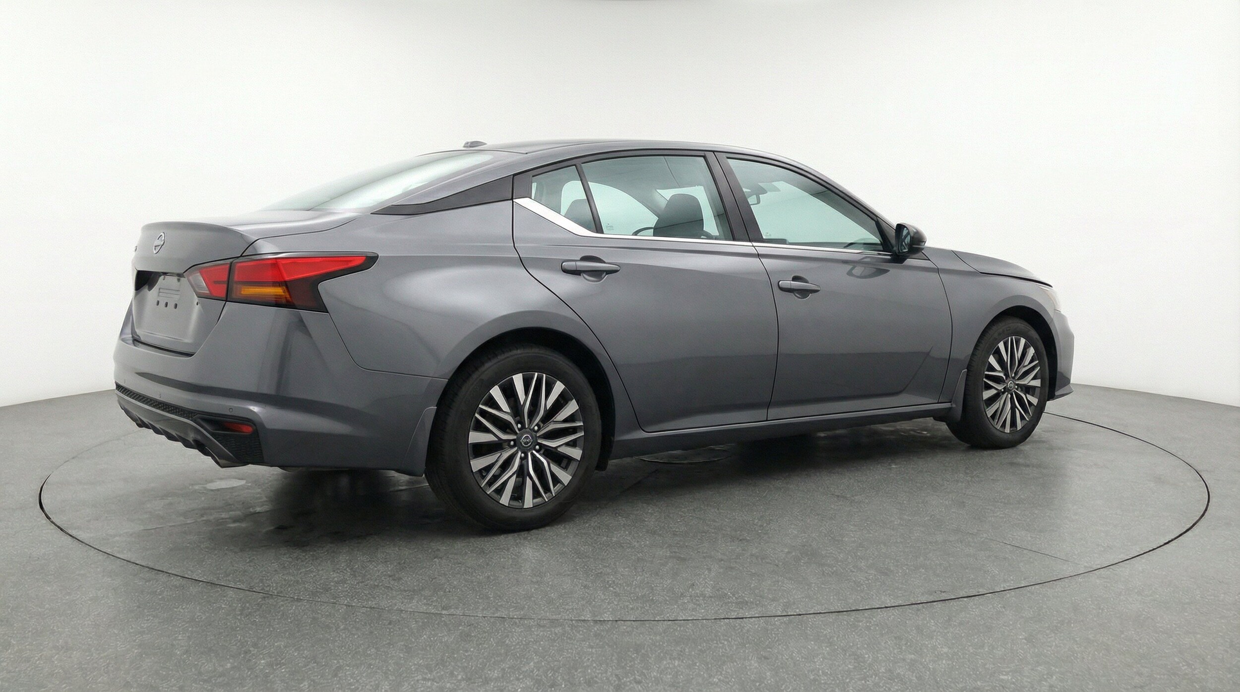 Thumbnail: 2025 Nissan Altima - 9