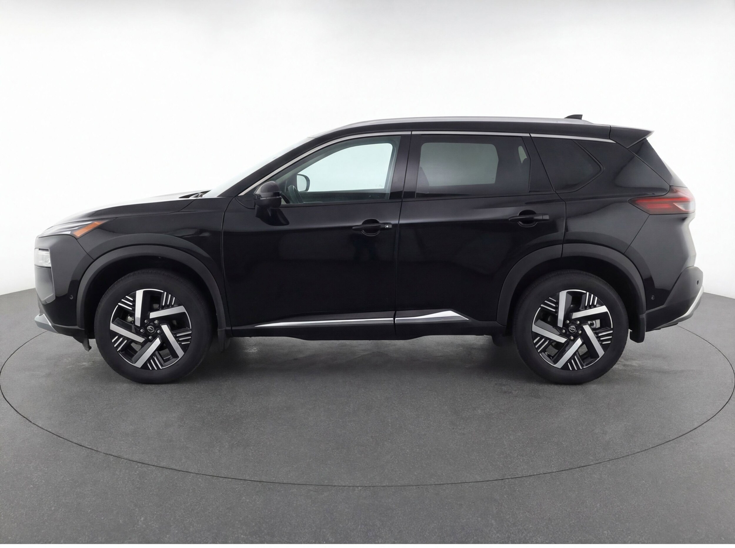 Thumbnail: 2025 Nissan Kicks - 5
