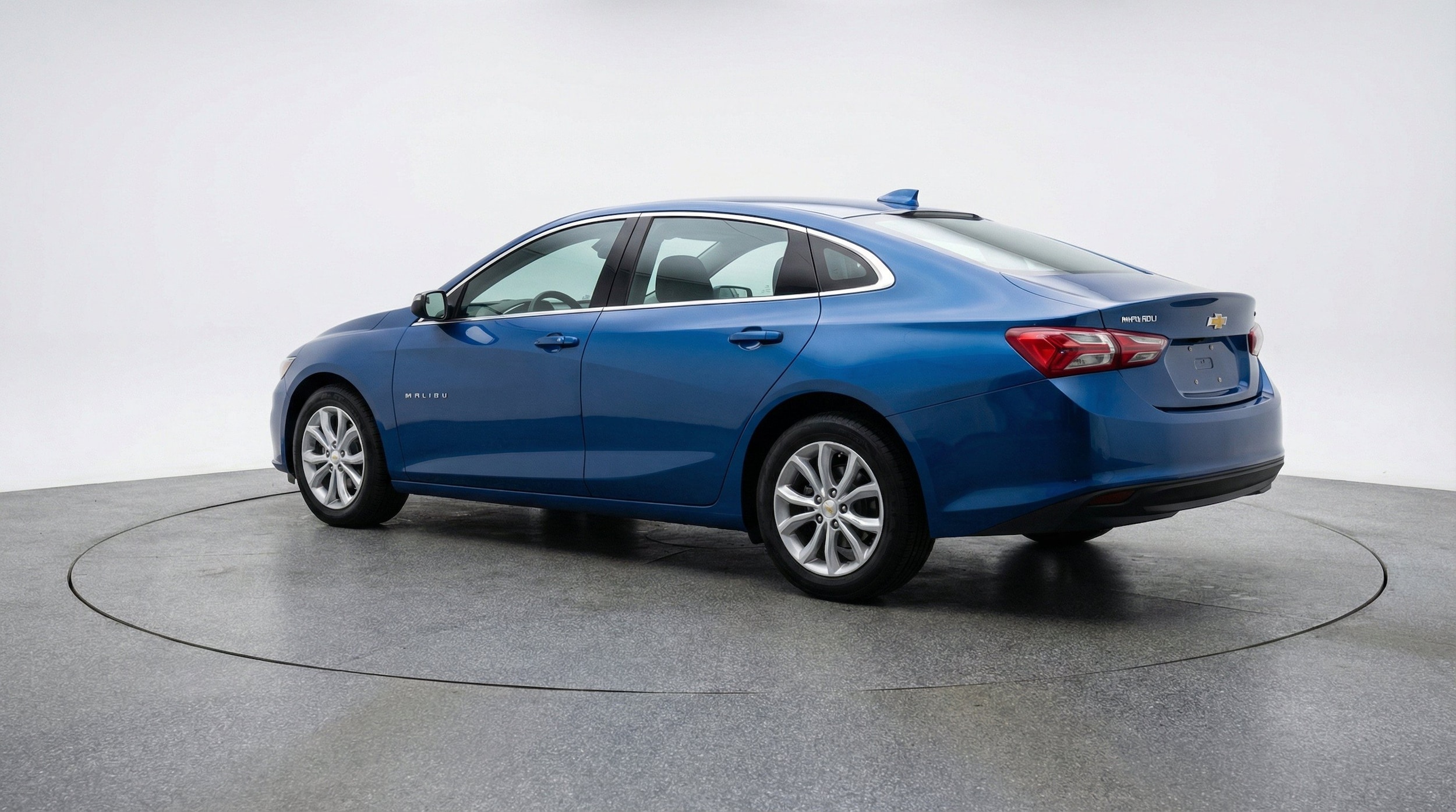 Thumbnail: 2024 Chevrolet Malibu - 6