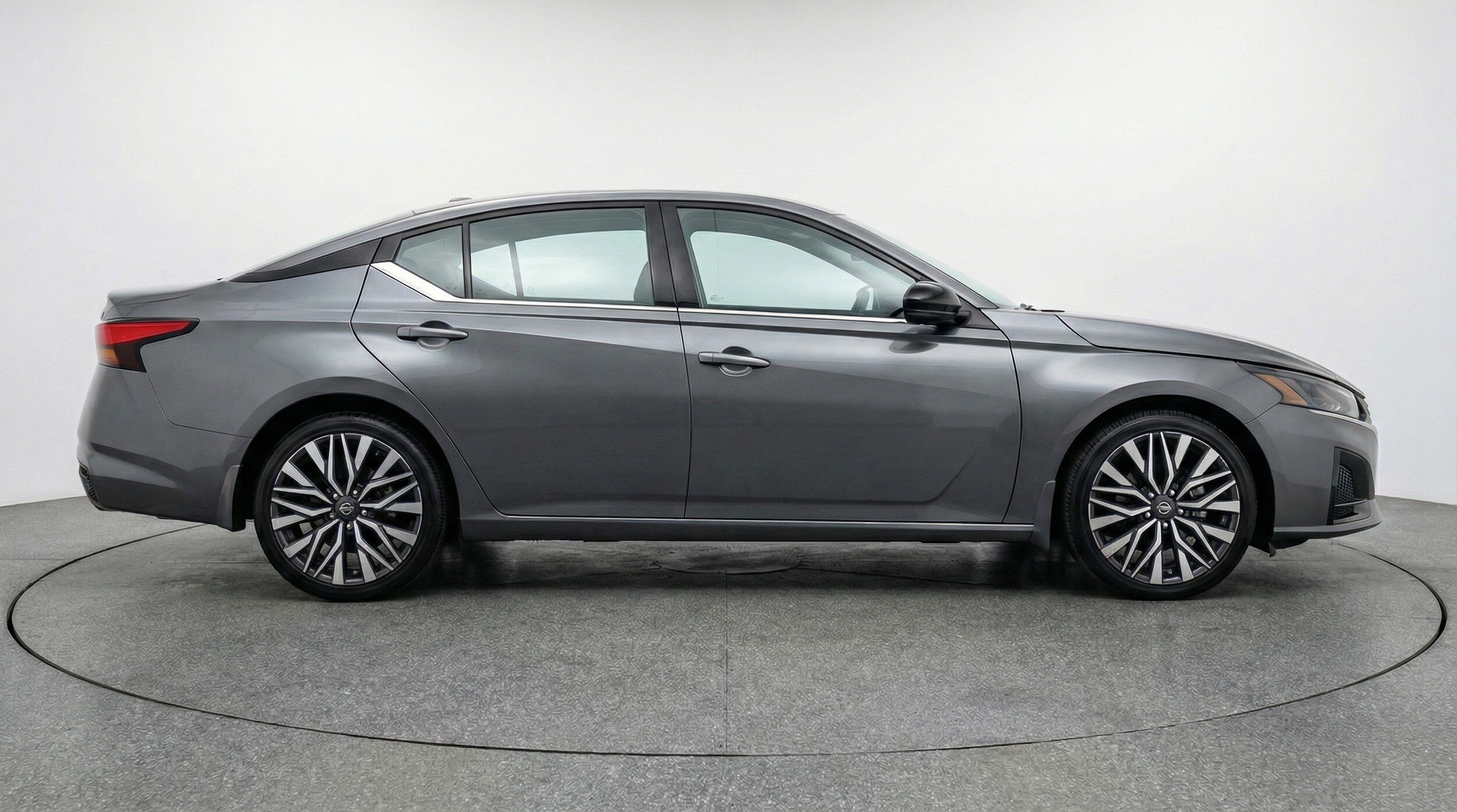 Thumbnail: 2025 Nissan Altima - 11