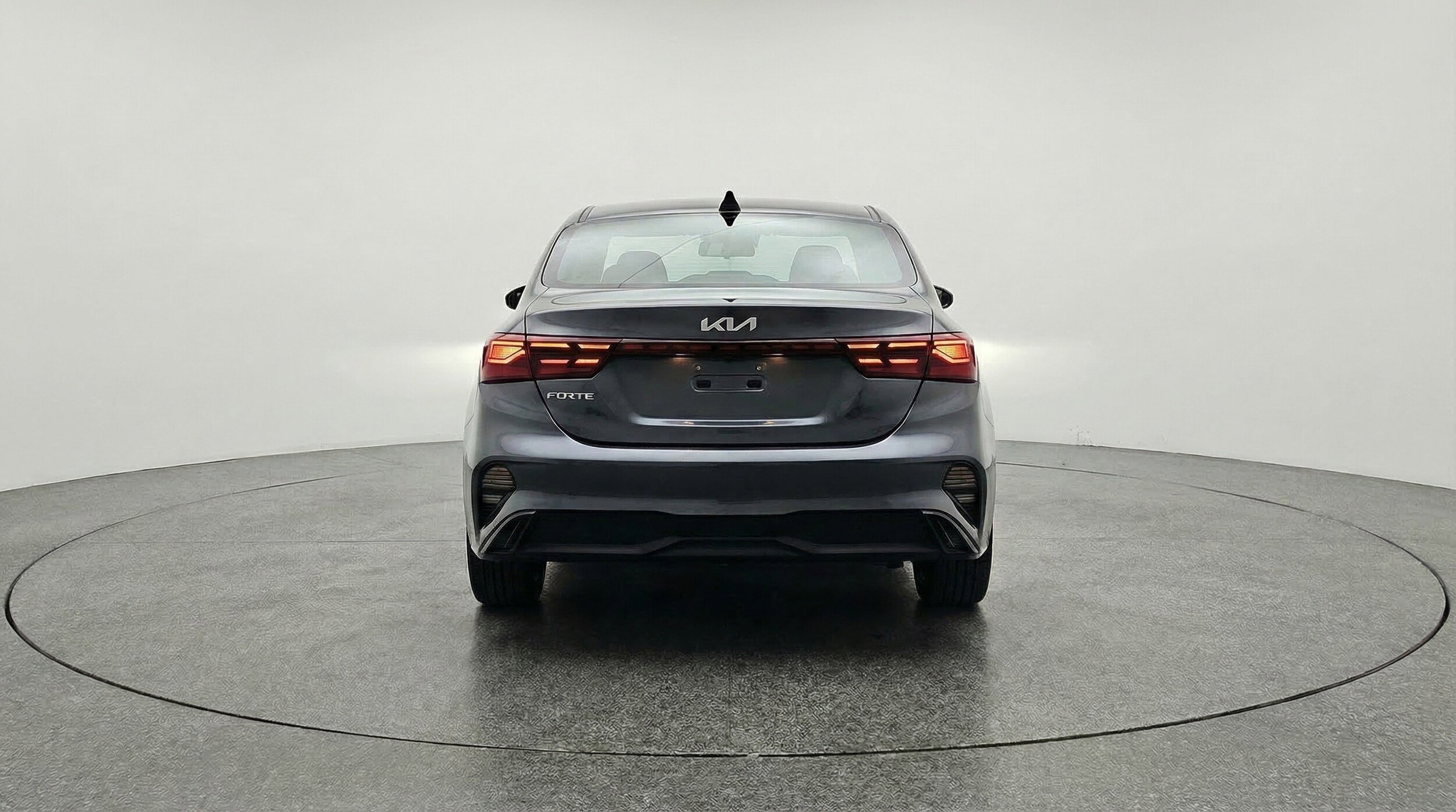 Thumbnail: 2024 Kia Forte - 7