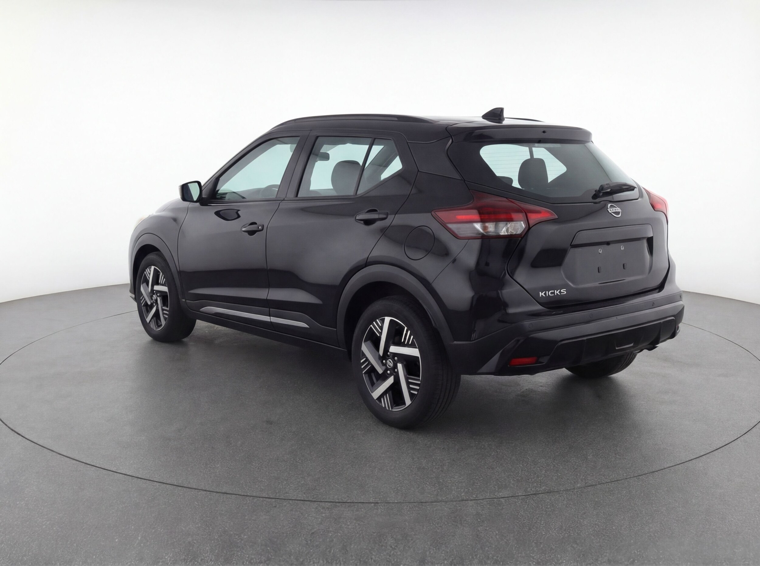Thumbnail: 2025 Nissan Kicks - 5