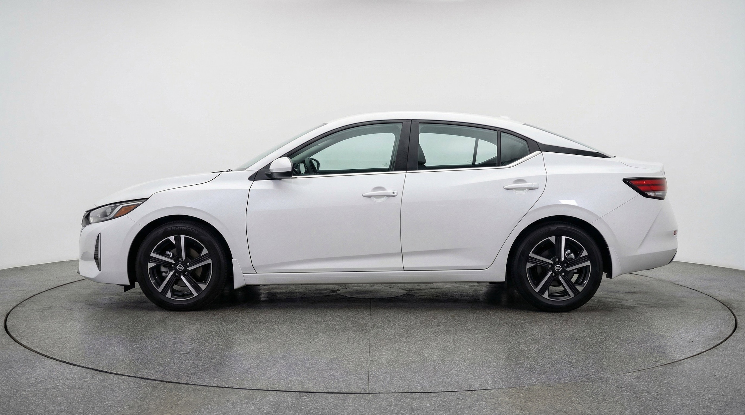 Thumbnail: 2025 Nissan Sentra - 5