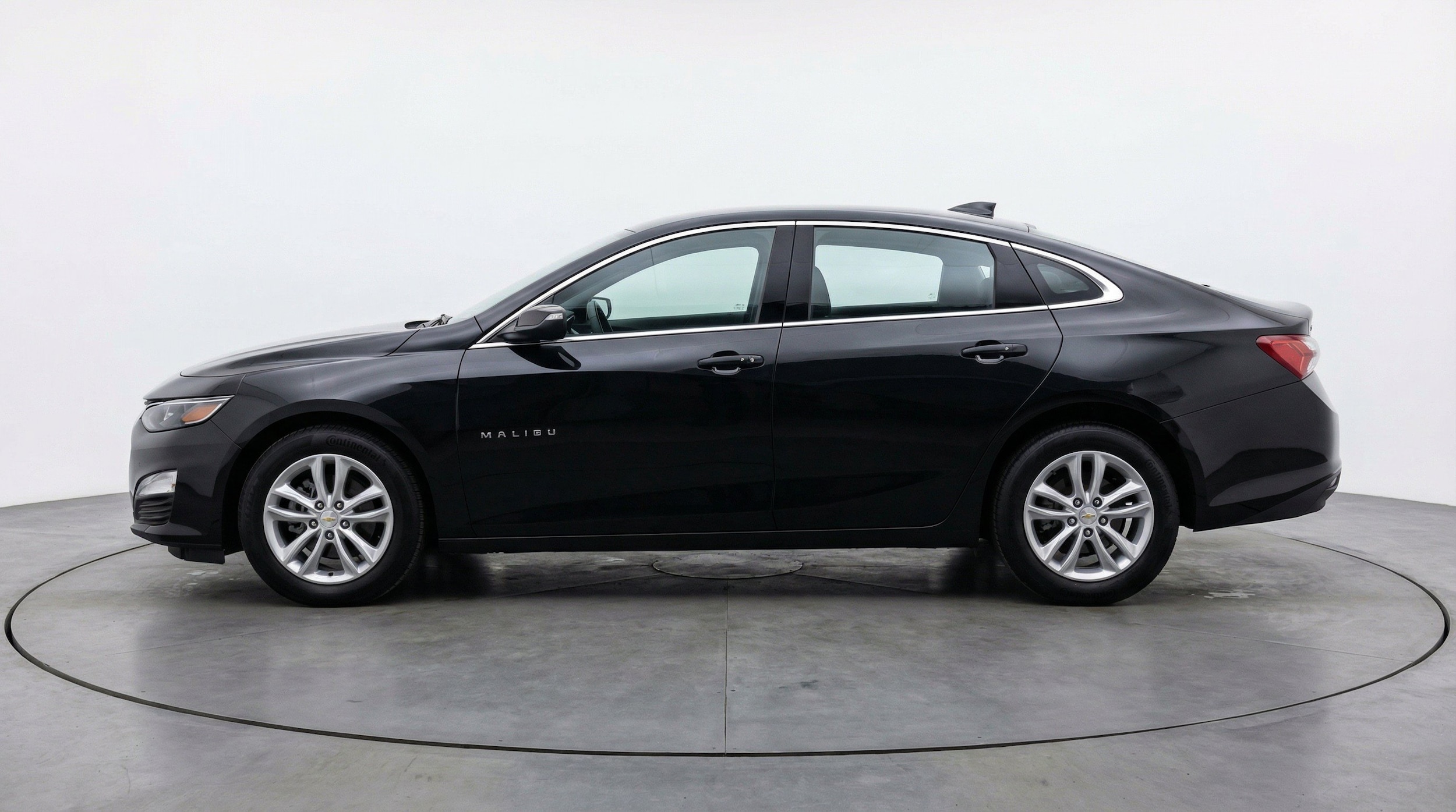 Thumbnail: 2024 Chevrolet Malibu - 5